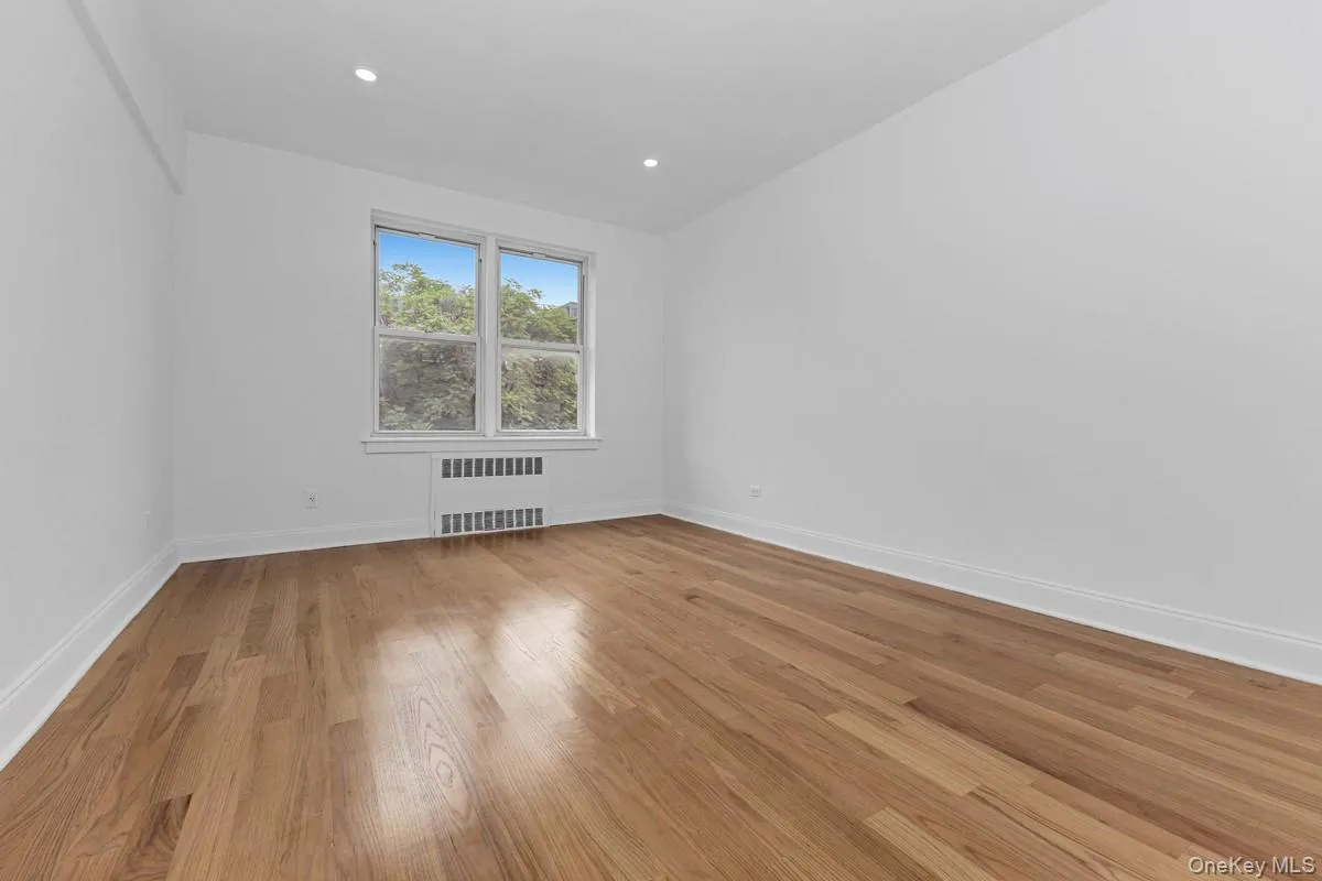 66-33 Yellowstone Boulevard, New York, NY, 1 Bedroom Bedrooms, 3 Rooms Rooms,1 BathroomBathrooms,Residential,For Rent,Yellowstone,0,1042054 66-33 Yellowstone Boulevard, New York, NY, 1 Bedroom Bedrooms, 3 Rooms Rooms,1 BathroomBathrooms,Residential,For Rent,Yellowstone,0,1042054