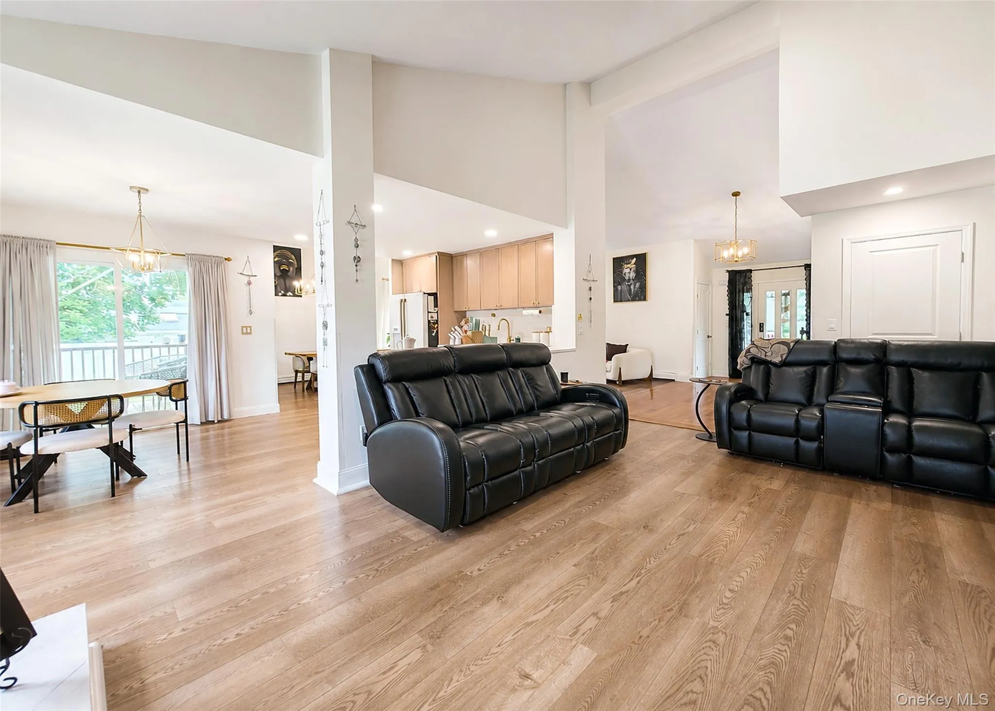3 Stratford Road, Brookhaven, NY, 3 Bedrooms Bedrooms, 7 Rooms Rooms,2 BathroomsBathrooms,Residential,For Rent,Stratford,0,1042057 3 Stratford Road, Brookhaven, NY, 3 Bedrooms Bedrooms, 7 Rooms Rooms,2 BathroomsBathrooms,Residential,For Rent,Stratford,0,1042057