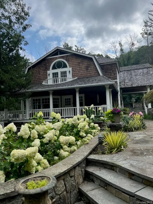 12 Lorillard Road, Tuxedo, NY, 5 Bedrooms Bedrooms, 9 Rooms Rooms,4 BathroomsBathrooms,Residential,For Rent,Lorillard,0,1042061 12 Lorillard Road, Tuxedo, NY, 5 Bedrooms Bedrooms, 9 Rooms Rooms,4 BathroomsBathrooms,Residential,For Rent,Lorillard,0,1042061