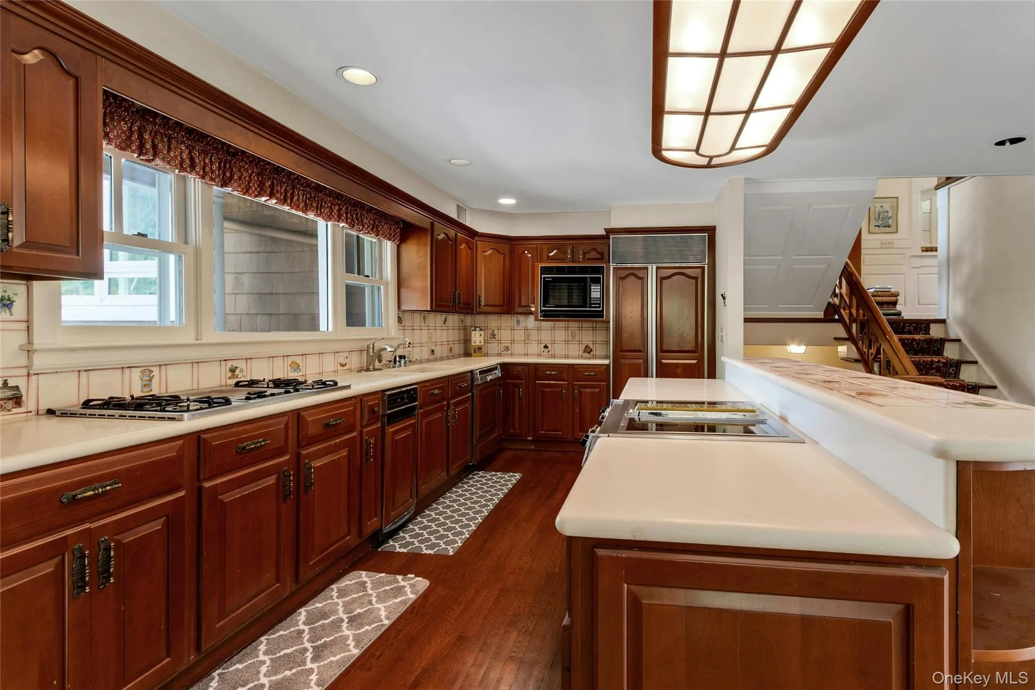 Kitchen, showing appliances Kitchen, showing appliances