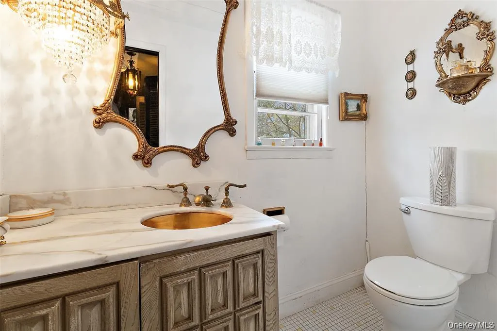 20 Old Farm Road, New Rochelle, NY, 5 Bedrooms Bedrooms, 9 Rooms Rooms,2 BathroomsBathrooms,Residential,For Rent,Old Farm,0,1042062 20 Old Farm Road, New Rochelle, NY, 5 Bedrooms Bedrooms, 9 Rooms Rooms,2 BathroomsBathrooms,Residential,For Rent,Old Farm,0,1042062