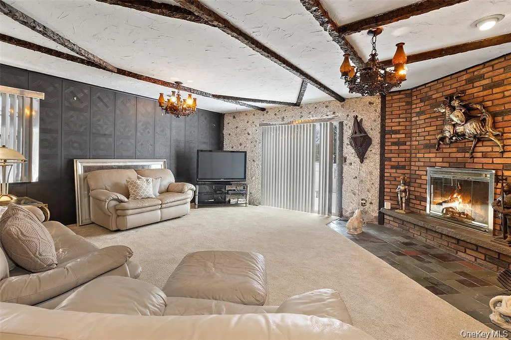 20 Old Farm Road, New Rochelle, NY, 5 Bedrooms Bedrooms, 9 Rooms Rooms,2 BathroomsBathrooms,Residential,For Rent,Old Farm,0,1042062 20 Old Farm Road, New Rochelle, NY, 5 Bedrooms Bedrooms, 9 Rooms Rooms,2 BathroomsBathrooms,Residential,For Rent,Old Farm,0,1042062