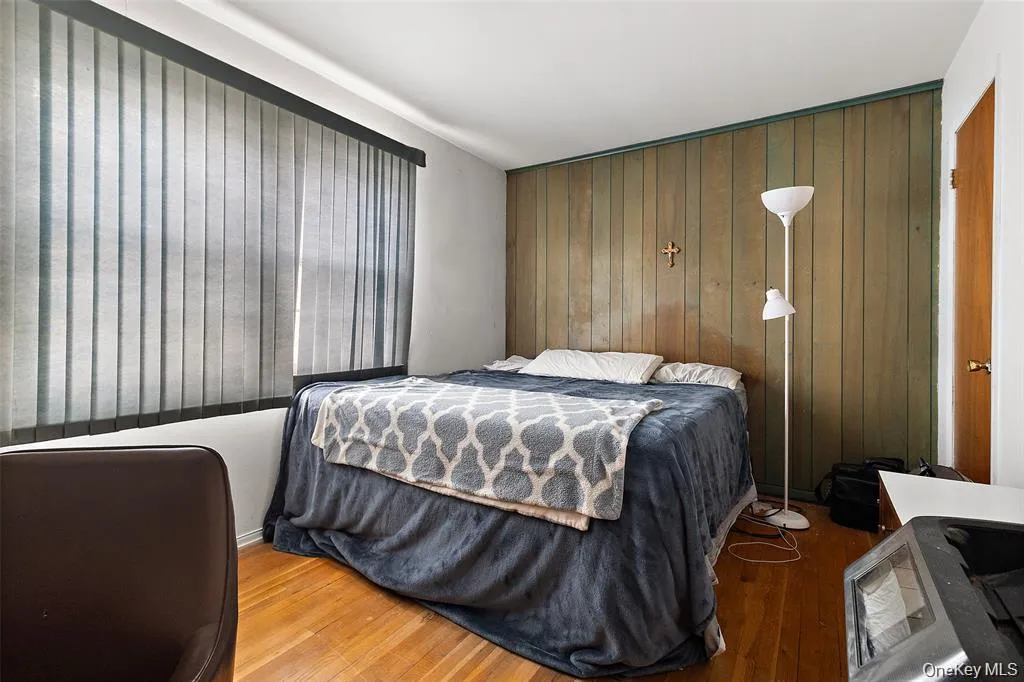 20 Old Farm Road, New Rochelle, NY, 5 Bedrooms Bedrooms, 9 Rooms Rooms,2 BathroomsBathrooms,Residential,For Rent,Old Farm,0,1042062 20 Old Farm Road, New Rochelle, NY, 5 Bedrooms Bedrooms, 9 Rooms Rooms,2 BathroomsBathrooms,Residential,For Rent,Old Farm,0,1042062