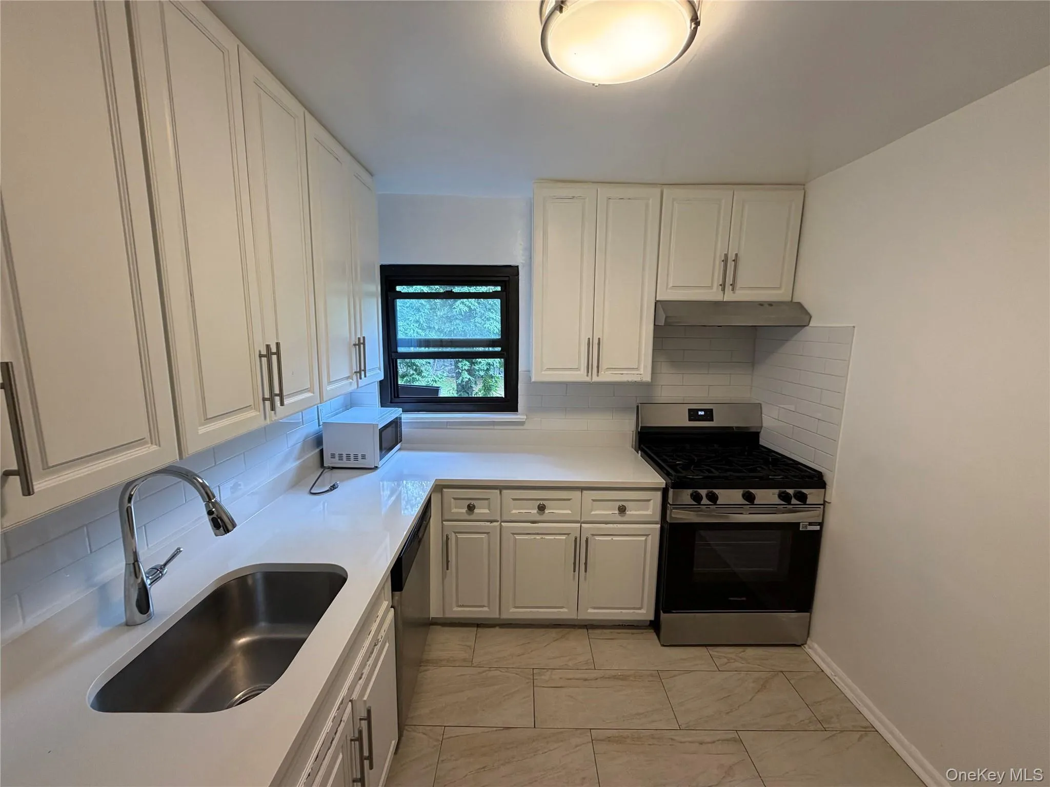 125 Central Avenue, Rye City, NY, 4 Bedroom Bedrooms, 8 Room Rooms,2 BathroomBathrooms,Residential Lease,For Rent,Central,0,1042069 125 Central Avenue, Rye City, NY, 4 Bedroom Bedrooms, 8 Room Rooms,2 BathroomBathrooms,Residential Lease,For Rent,Central,0,1042069