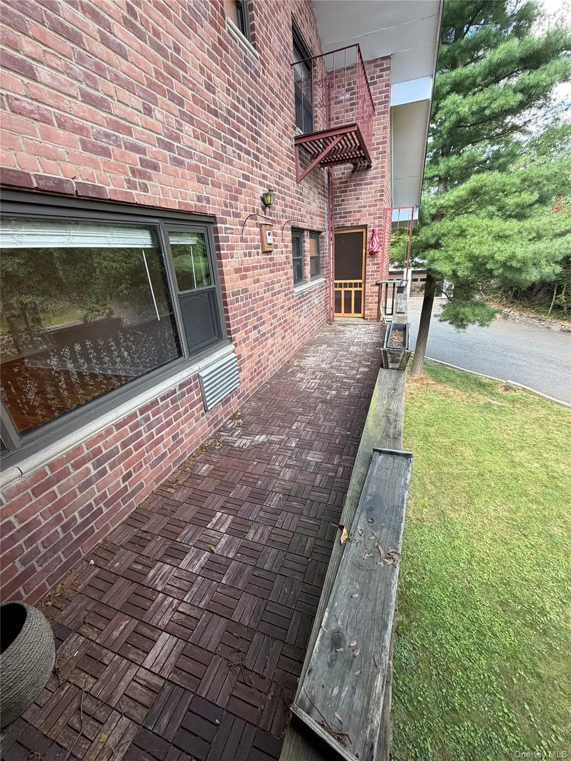 125 Central Avenue, Rye City, NY, 4 Bedroom Bedrooms, 8 Room Rooms,2 BathroomBathrooms,Residential Lease,For Rent,Central,0,1042069 125 Central Avenue, Rye City, NY, 4 Bedroom Bedrooms, 8 Room Rooms,2 BathroomBathrooms,Residential Lease,For Rent,Central,0,1042069