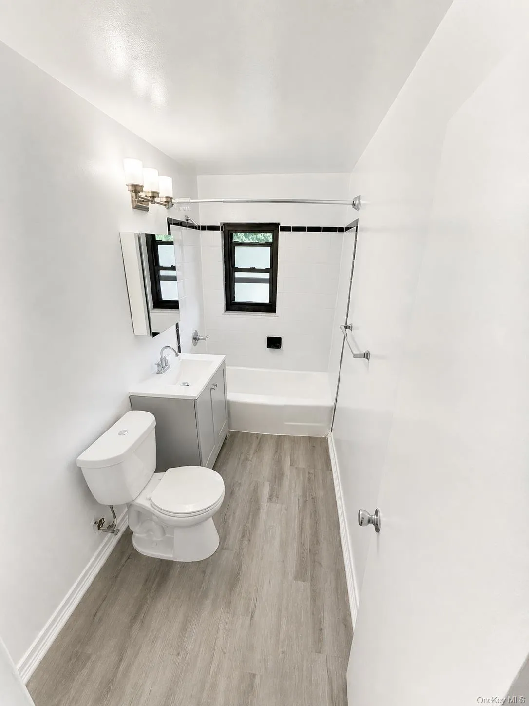125 Central Avenue, Rye City, NY, 4 Bedroom Bedrooms, 8 Room Rooms,2 BathroomBathrooms,Residential Lease,For Rent,Central,0,1042069 125 Central Avenue, Rye City, NY, 4 Bedroom Bedrooms, 8 Room Rooms,2 BathroomBathrooms,Residential Lease,For Rent,Central,0,1042069