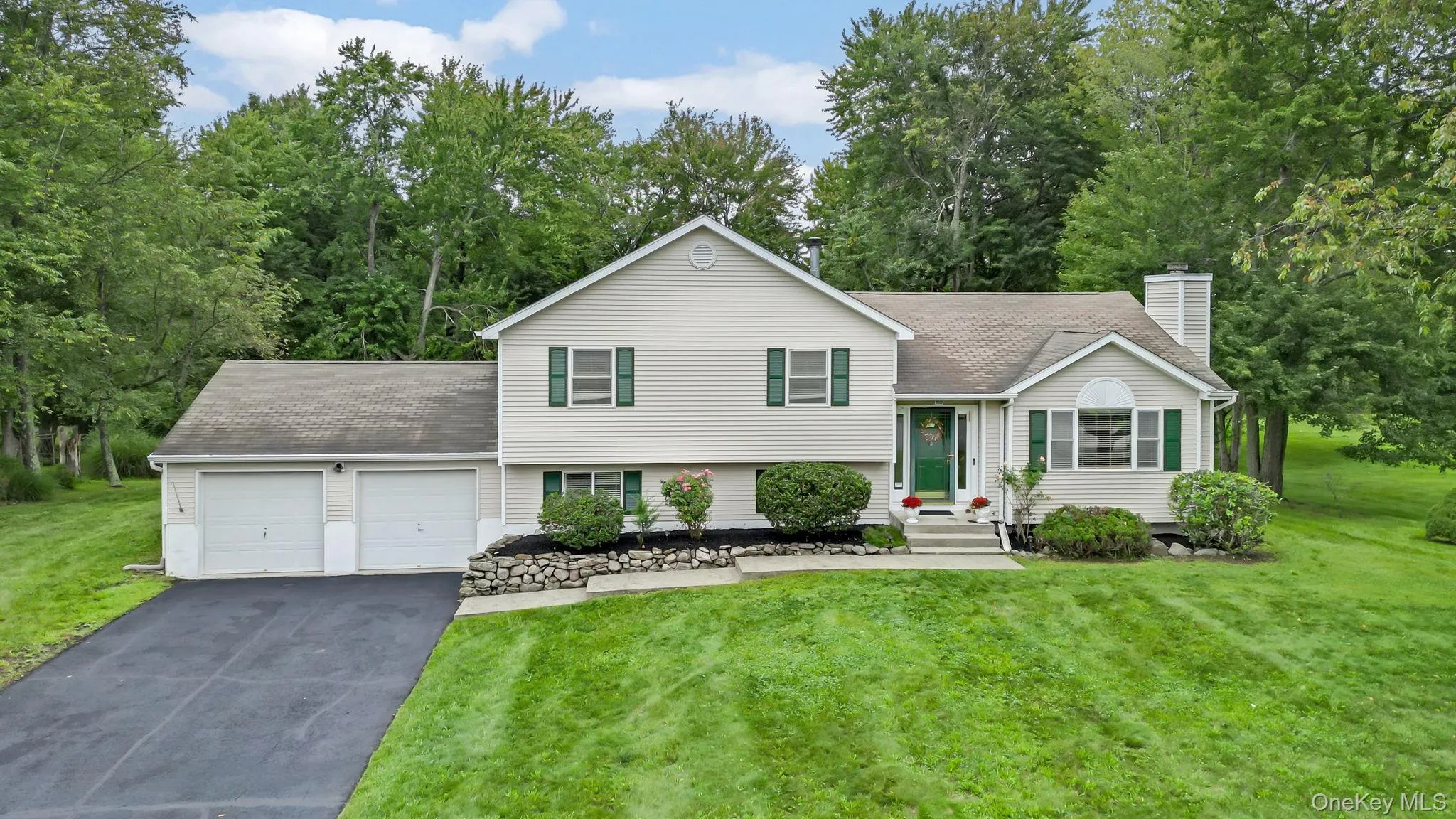 101 Lexington Drive, Newburgh (town), NY, 4 Bedrooms Bedrooms, 8 Rooms Rooms,2 BathroomsBathrooms,Residential,For Rent,Lexington,0,1042074 101 Lexington Drive, Newburgh (town), NY, 4 Bedrooms Bedrooms, 8 Rooms Rooms,2 BathroomsBathrooms,Residential,For Rent,Lexington,0,1042074