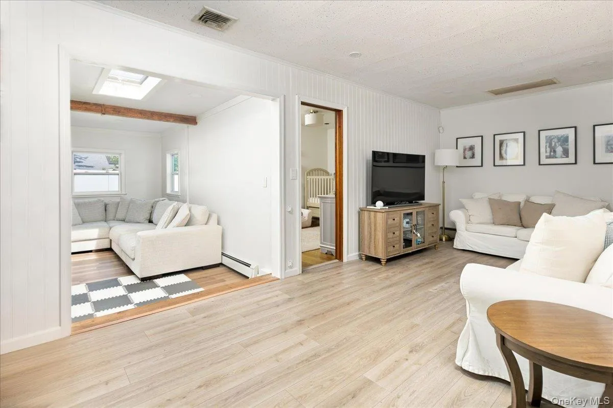 51 Dawson Avenue, Smithtown, NY, 2 Bedrooms Bedrooms, 7 Rooms Rooms,2 BathroomsBathrooms,Residential,For Rent,Dawson,0,1042076 51 Dawson Avenue, Smithtown, NY, 2 Bedrooms Bedrooms, 7 Rooms Rooms,2 BathroomsBathrooms,Residential,For Rent,Dawson,0,1042076