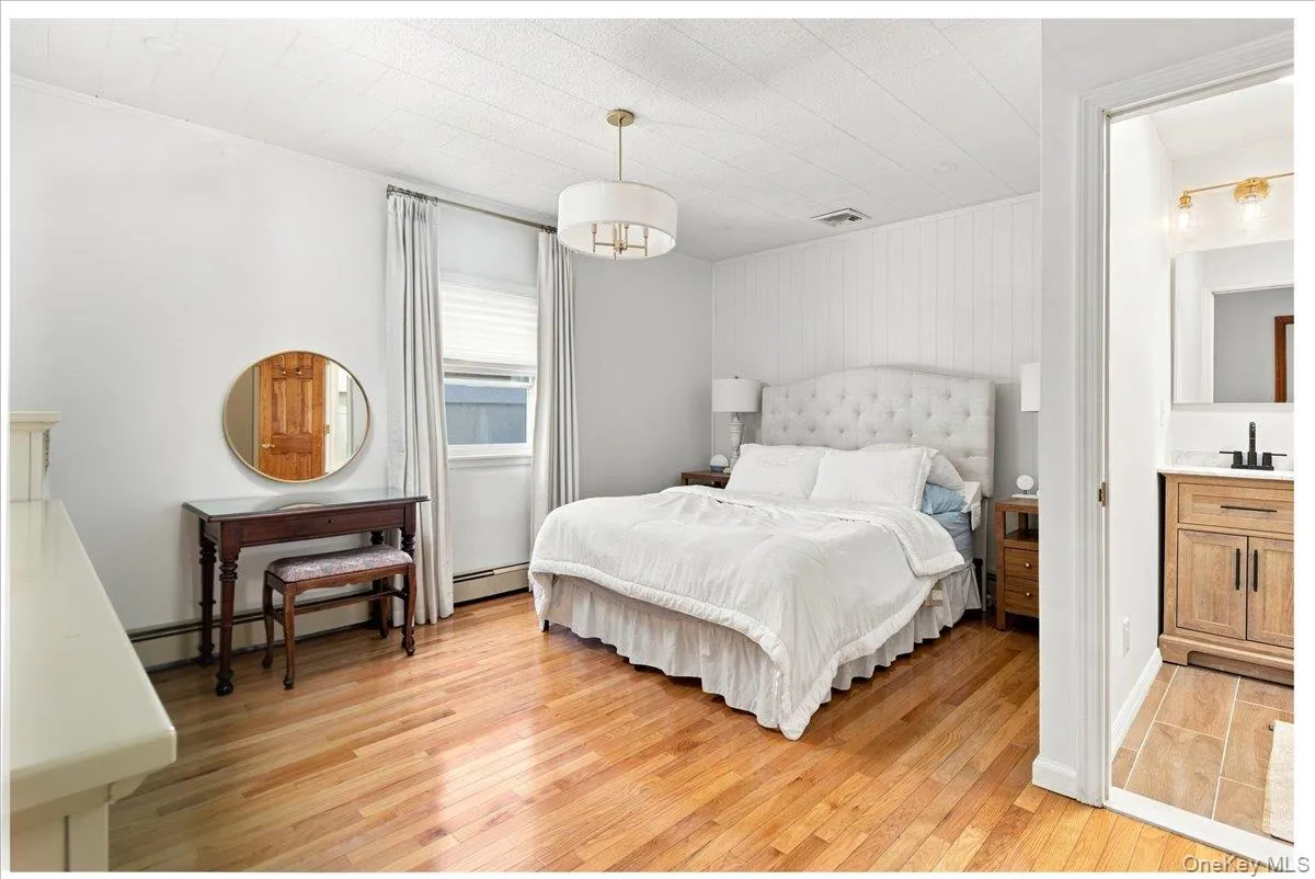 51 Dawson Avenue, Smithtown, NY, 2 Bedrooms Bedrooms, 7 Rooms Rooms,2 BathroomsBathrooms,Residential,For Rent,Dawson,0,1042076 51 Dawson Avenue, Smithtown, NY, 2 Bedrooms Bedrooms, 7 Rooms Rooms,2 BathroomsBathrooms,Residential,For Rent,Dawson,0,1042076