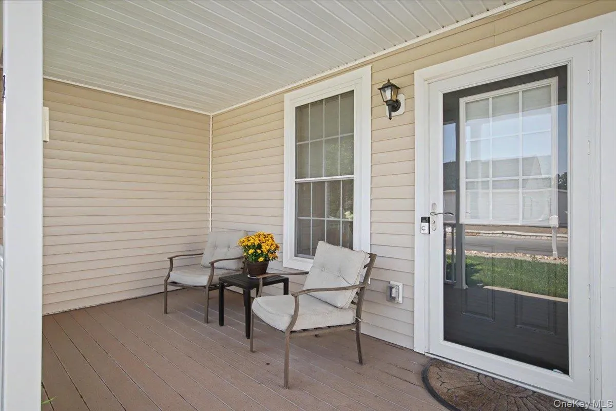 4 Alex Court, Lloyd, NY, 3 Bedrooms Bedrooms, 6 Rooms Rooms,2 BathroomsBathrooms,Residential,For Rent,Alex,0,1042078 4 Alex Court, Lloyd, NY, 3 Bedrooms Bedrooms, 6 Rooms Rooms,2 BathroomsBathrooms,Residential,For Rent,Alex,0,1042078