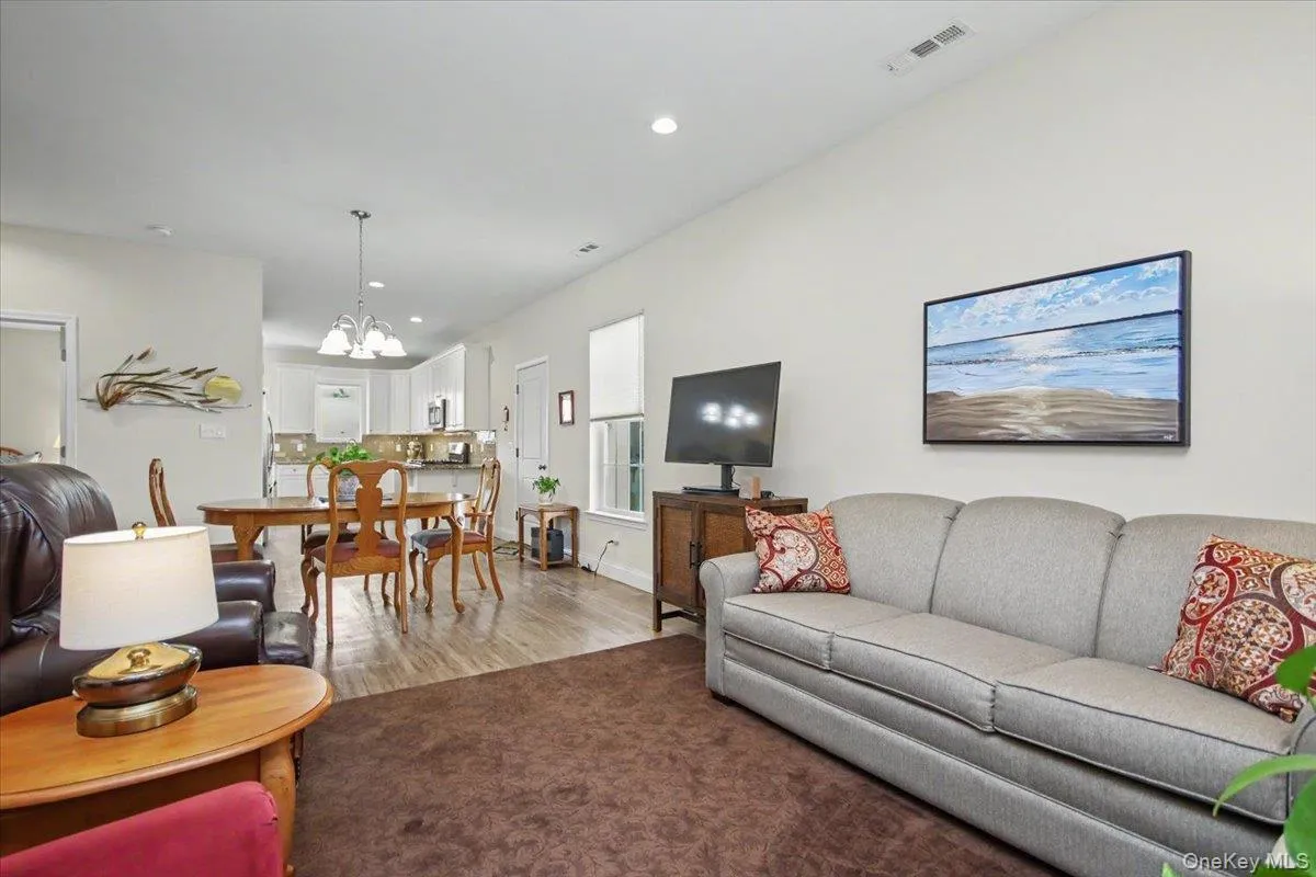 4 Alex Court, Lloyd, NY, 3 Bedrooms Bedrooms, 6 Rooms Rooms,2 BathroomsBathrooms,Residential,For Rent,Alex,0,1042078 4 Alex Court, Lloyd, NY, 3 Bedrooms Bedrooms, 6 Rooms Rooms,2 BathroomsBathrooms,Residential,For Rent,Alex,0,1042078
