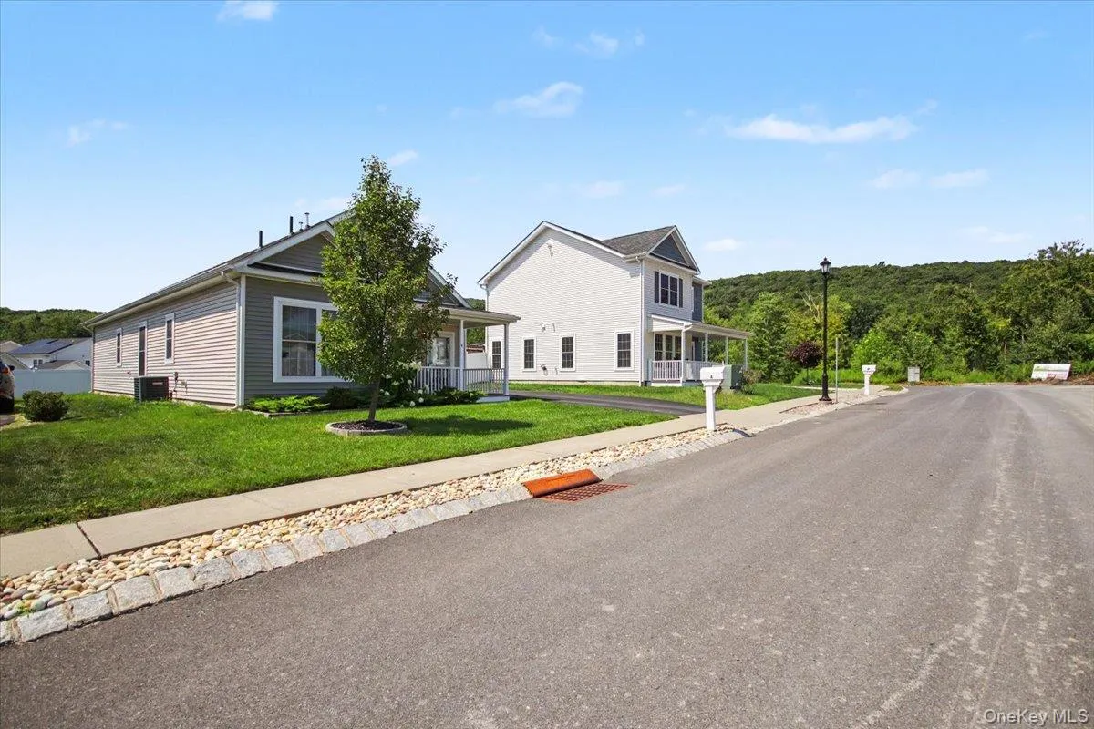 4 Alex Court, Lloyd, NY, 3 Bedrooms Bedrooms, 6 Rooms Rooms,2 BathroomsBathrooms,Residential,For Rent,Alex,0,1042078 4 Alex Court, Lloyd, NY, 3 Bedrooms Bedrooms, 6 Rooms Rooms,2 BathroomsBathrooms,Residential,For Rent,Alex,0,1042078