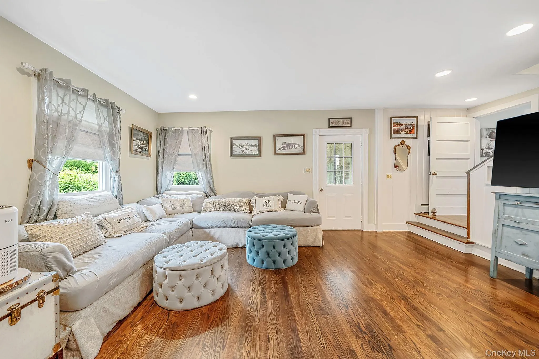 10 Park Street, Brookhaven, NY, 3 Bedrooms Bedrooms, 9 Rooms Rooms,2 BathroomsBathrooms,Residential,For Rent,Park,0,1042080 10 Park Street, Brookhaven, NY, 3 Bedrooms Bedrooms, 9 Rooms Rooms,2 BathroomsBathrooms,Residential,For Rent,Park,0,1042080