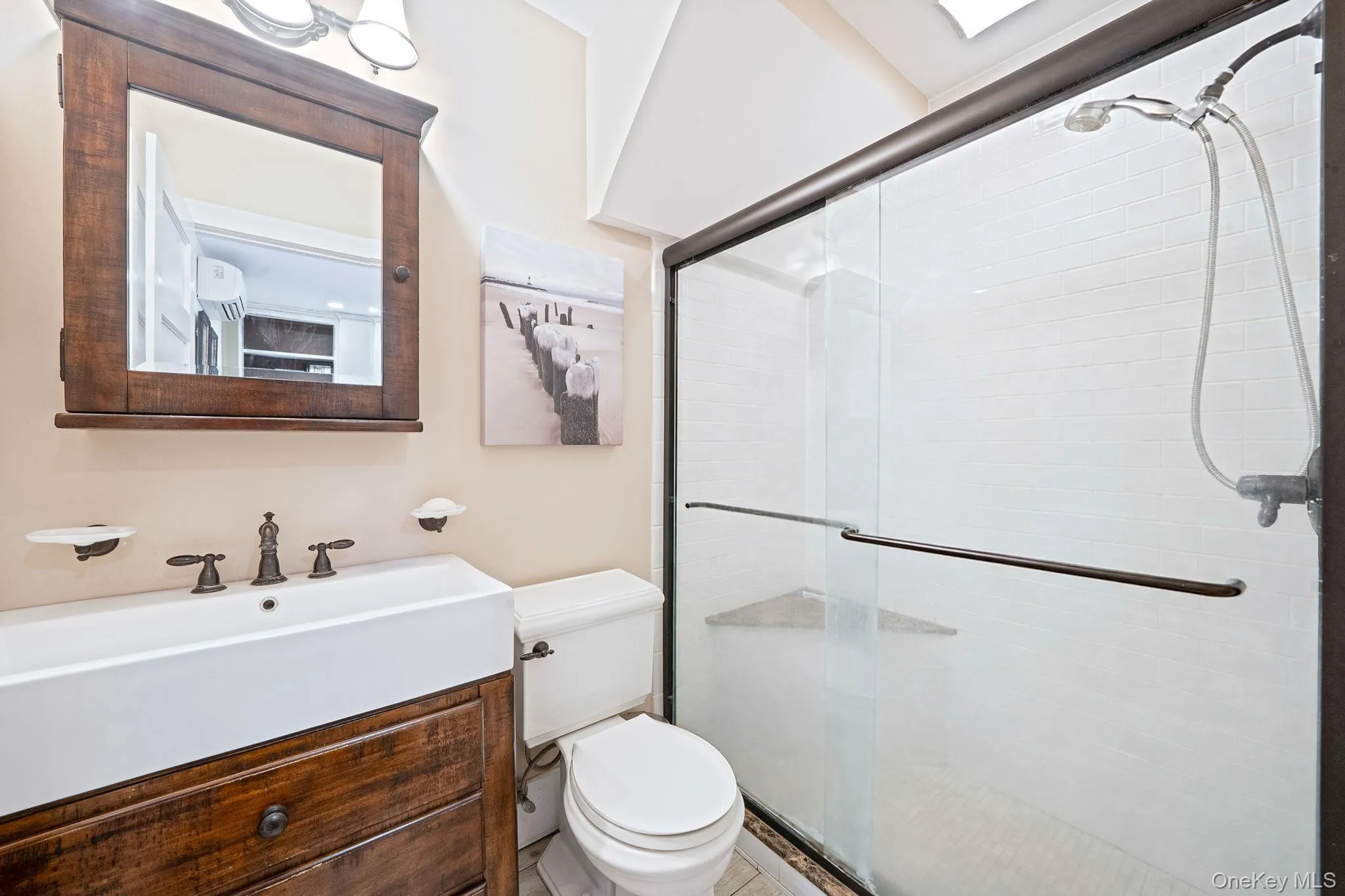 10 Park Street, Brookhaven, NY, 3 Bedrooms Bedrooms, 9 Rooms Rooms,2 BathroomsBathrooms,Residential,For Rent,Park,0,1042080 10 Park Street, Brookhaven, NY, 3 Bedrooms Bedrooms, 9 Rooms Rooms,2 BathroomsBathrooms,Residential,For Rent,Park,0,1042080