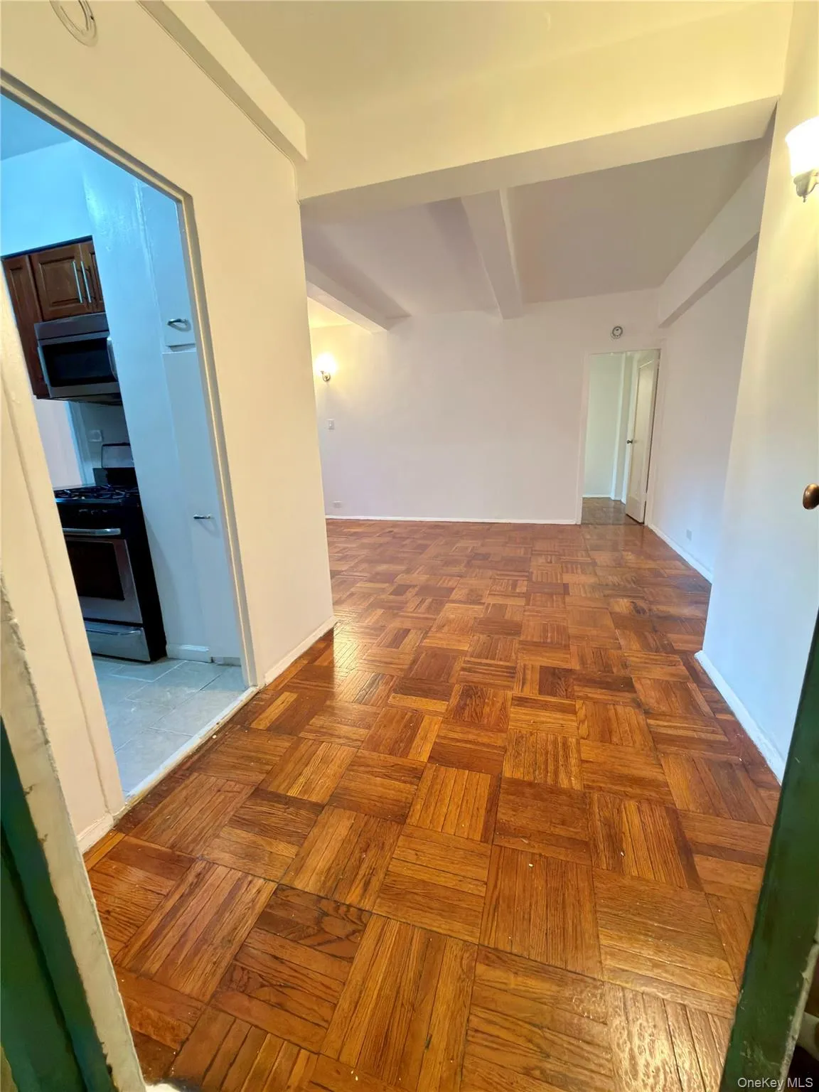 1591 Metropolitan Avenue, New York, NY, 1 Bedroom Bedrooms, 3 Rooms Rooms,1 BathroomBathrooms,Residential,For Rent,Metropolitan,0,1042082 1591 Metropolitan Avenue, New York, NY, 1 Bedroom Bedrooms, 3 Rooms Rooms,1 BathroomBathrooms,Residential,For Rent,Metropolitan,0,1042082