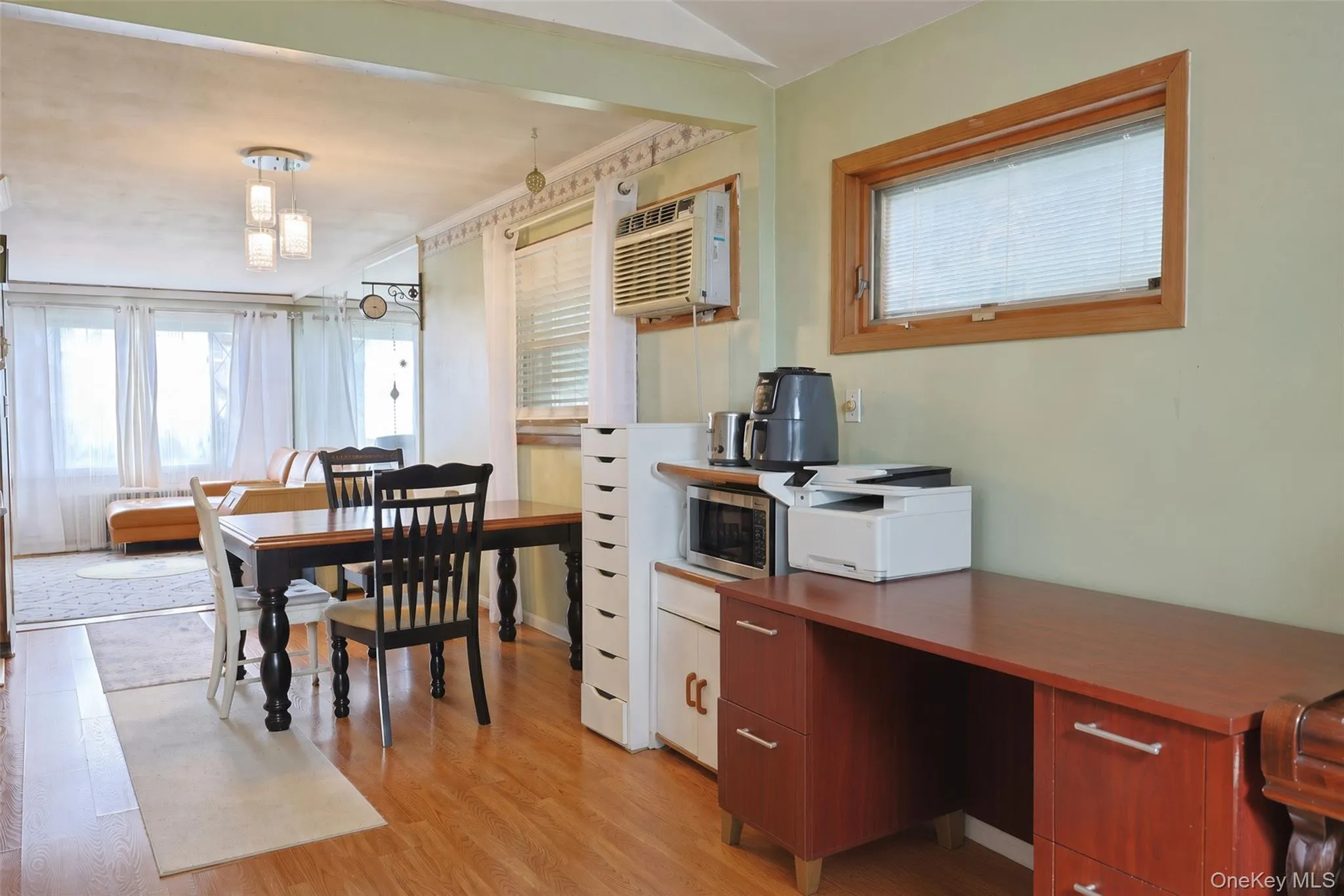 58-12 229th Street, New York, NY, 2 Bedrooms Bedrooms, 6 Rooms Rooms,2 BathroomsBathrooms,Residential,For Rent,229th,0,1042086 58-12 229th Street, New York, NY, 2 Bedrooms Bedrooms, 6 Rooms Rooms,2 BathroomsBathrooms,Residential,For Rent,229th,0,1042086