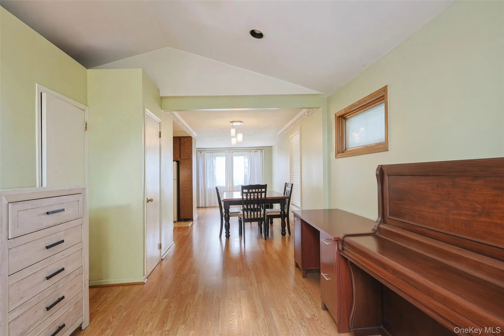 58-12 229th Street, New York, NY, 2 Bedrooms Bedrooms, 6 Rooms Rooms,2 BathroomsBathrooms,Residential,For Rent,229th,0,1042086 58-12 229th Street, New York, NY, 2 Bedrooms Bedrooms, 6 Rooms Rooms,2 BathroomsBathrooms,Residential,For Rent,229th,0,1042086