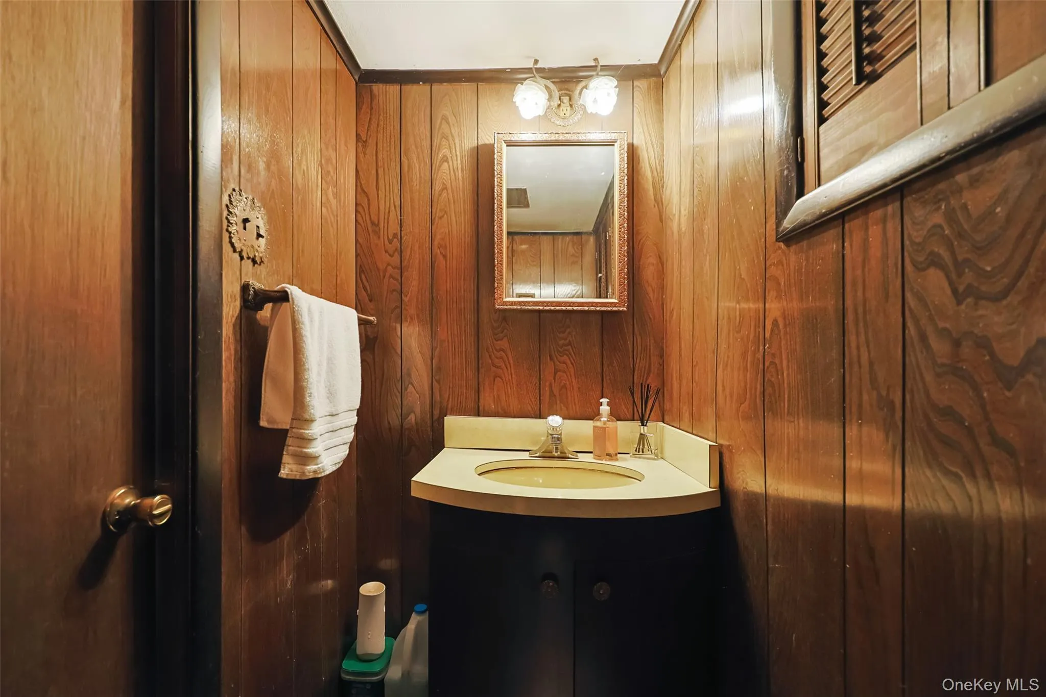 58-12 229th Street, New York, NY, 2 Bedrooms Bedrooms, 6 Rooms Rooms,2 BathroomsBathrooms,Residential,For Rent,229th,0,1042086 58-12 229th Street, New York, NY, 2 Bedrooms Bedrooms, 6 Rooms Rooms,2 BathroomsBathrooms,Residential,For Rent,229th,0,1042086