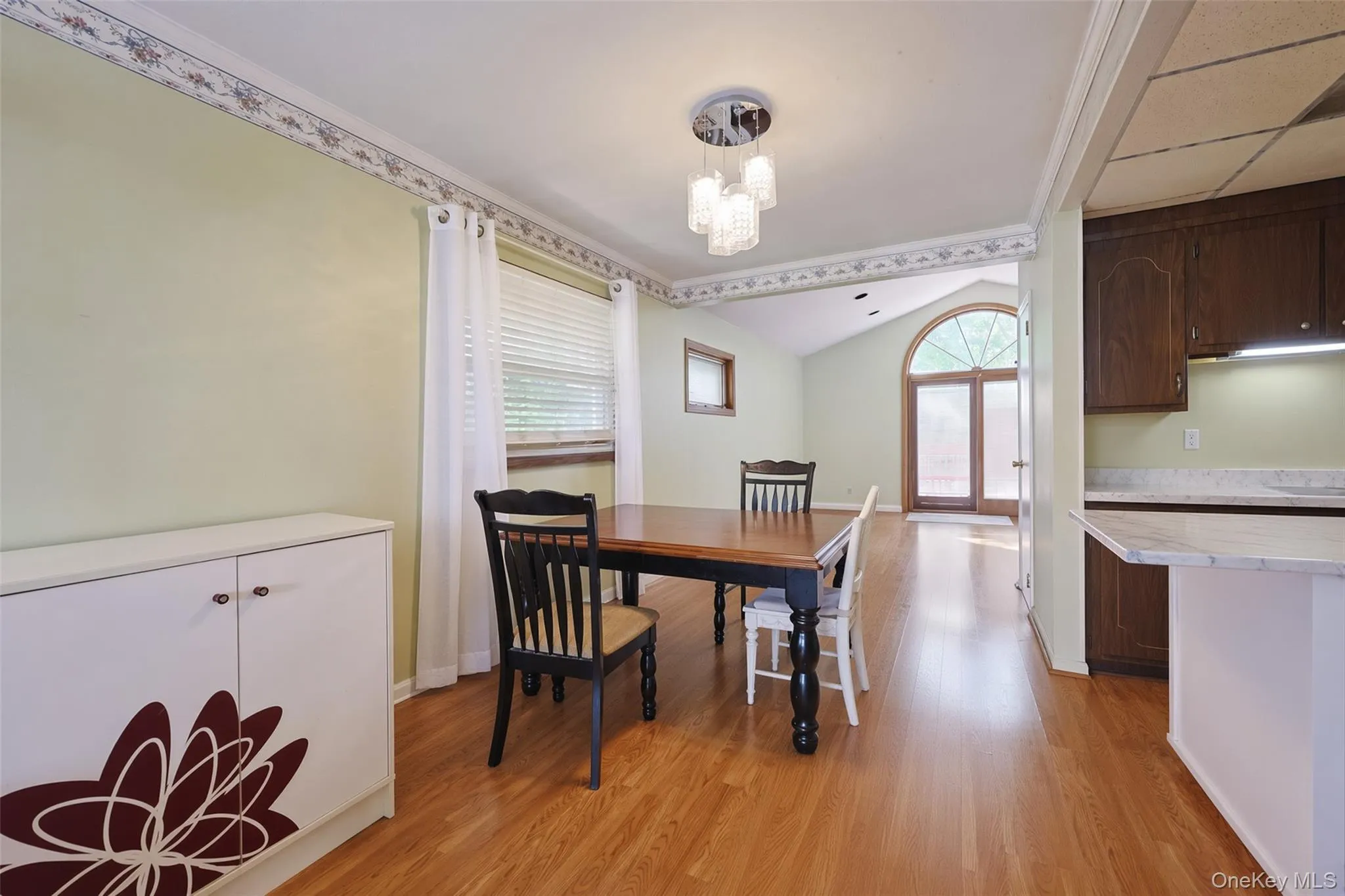 58-12 229th Street, New York, NY, 2 Bedrooms Bedrooms, 6 Rooms Rooms,2 BathroomsBathrooms,Residential,For Rent,229th,0,1042086 58-12 229th Street, New York, NY, 2 Bedrooms Bedrooms, 6 Rooms Rooms,2 BathroomsBathrooms,Residential,For Rent,229th,0,1042086