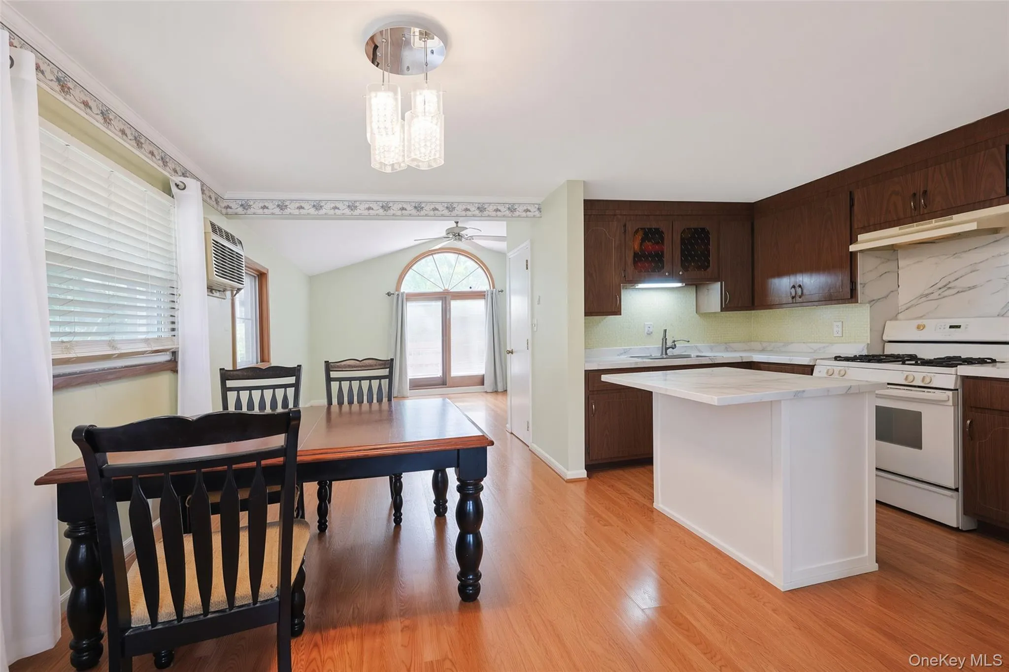 58-12 229th Street, New York, NY, 2 Bedrooms Bedrooms, 6 Rooms Rooms,2 BathroomsBathrooms,Residential,For Rent,229th,0,1042086 58-12 229th Street, New York, NY, 2 Bedrooms Bedrooms, 6 Rooms Rooms,2 BathroomsBathrooms,Residential,For Rent,229th,0,1042086