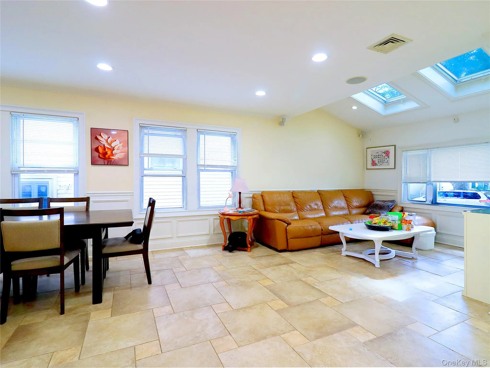 3415 208th Street, New York, NY, 4 Bedrooms Bedrooms, 12 Rooms Rooms,2 BathroomsBathrooms,Residential,For Rent,208th,0,1042087 3415 208th Street, New York, NY, 4 Bedrooms Bedrooms, 12 Rooms Rooms,2 BathroomsBathrooms,Residential,For Rent,208th,0,1042087