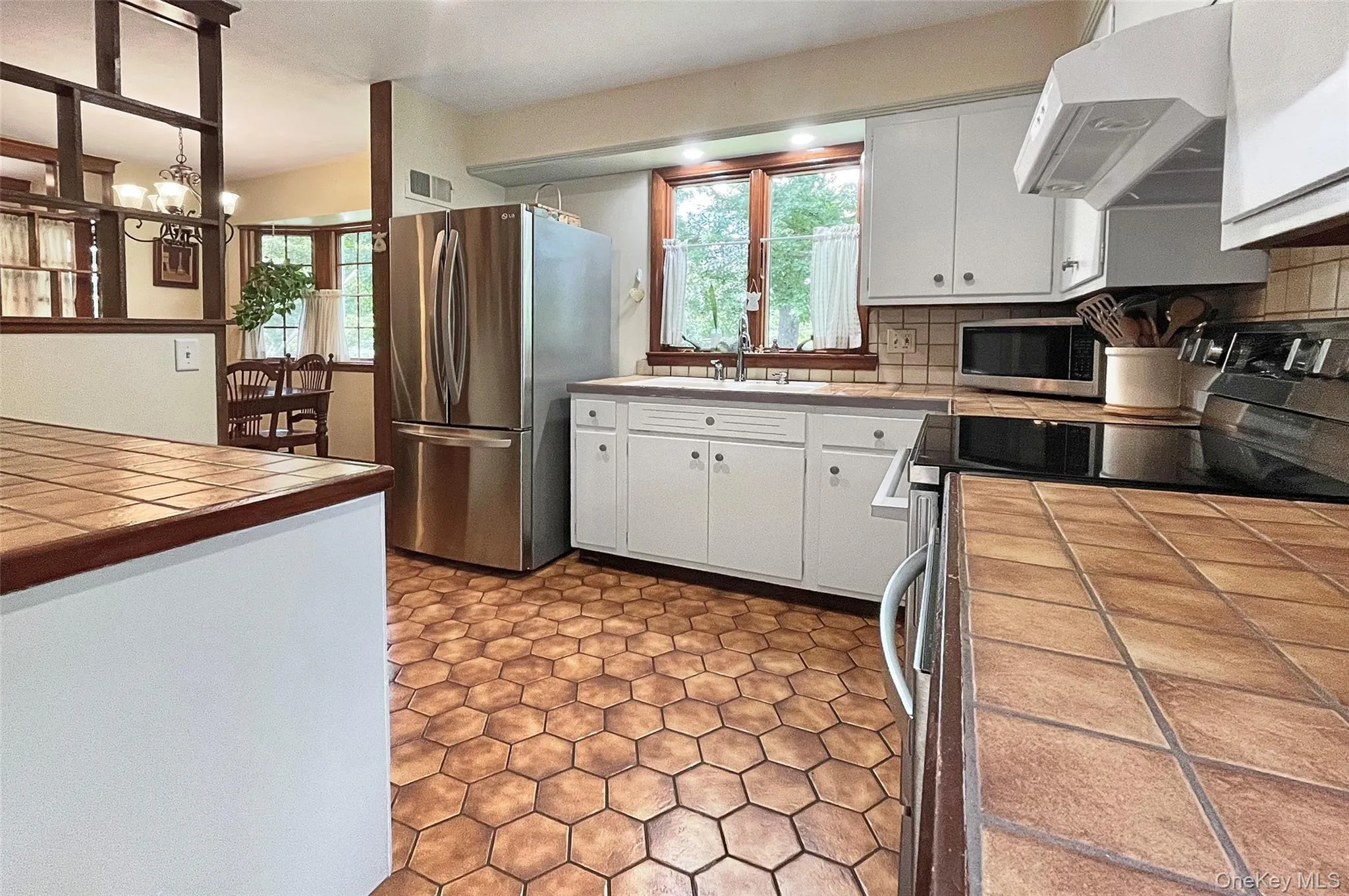 216 Spackenkill Road, Poughkeepsie, NY, 3 Bedrooms Bedrooms, 6 Rooms Rooms,2 BathroomsBathrooms,Residential,For Rent,Spackenkill,0,1042090 216 Spackenkill Road, Poughkeepsie, NY, 3 Bedrooms Bedrooms, 6 Rooms Rooms,2 BathroomsBathrooms,Residential,For Rent,Spackenkill,0,1042090