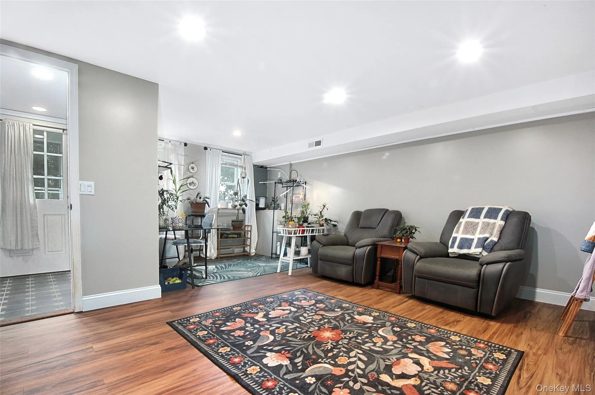 216 Spackenkill Road, Poughkeepsie, NY, 3 Bedrooms Bedrooms, 6 Rooms Rooms,2 BathroomsBathrooms,Residential,For Rent,Spackenkill,0,1042090 216 Spackenkill Road, Poughkeepsie, NY, 3 Bedrooms Bedrooms, 6 Rooms Rooms,2 BathroomsBathrooms,Residential,For Rent,Spackenkill,0,1042090