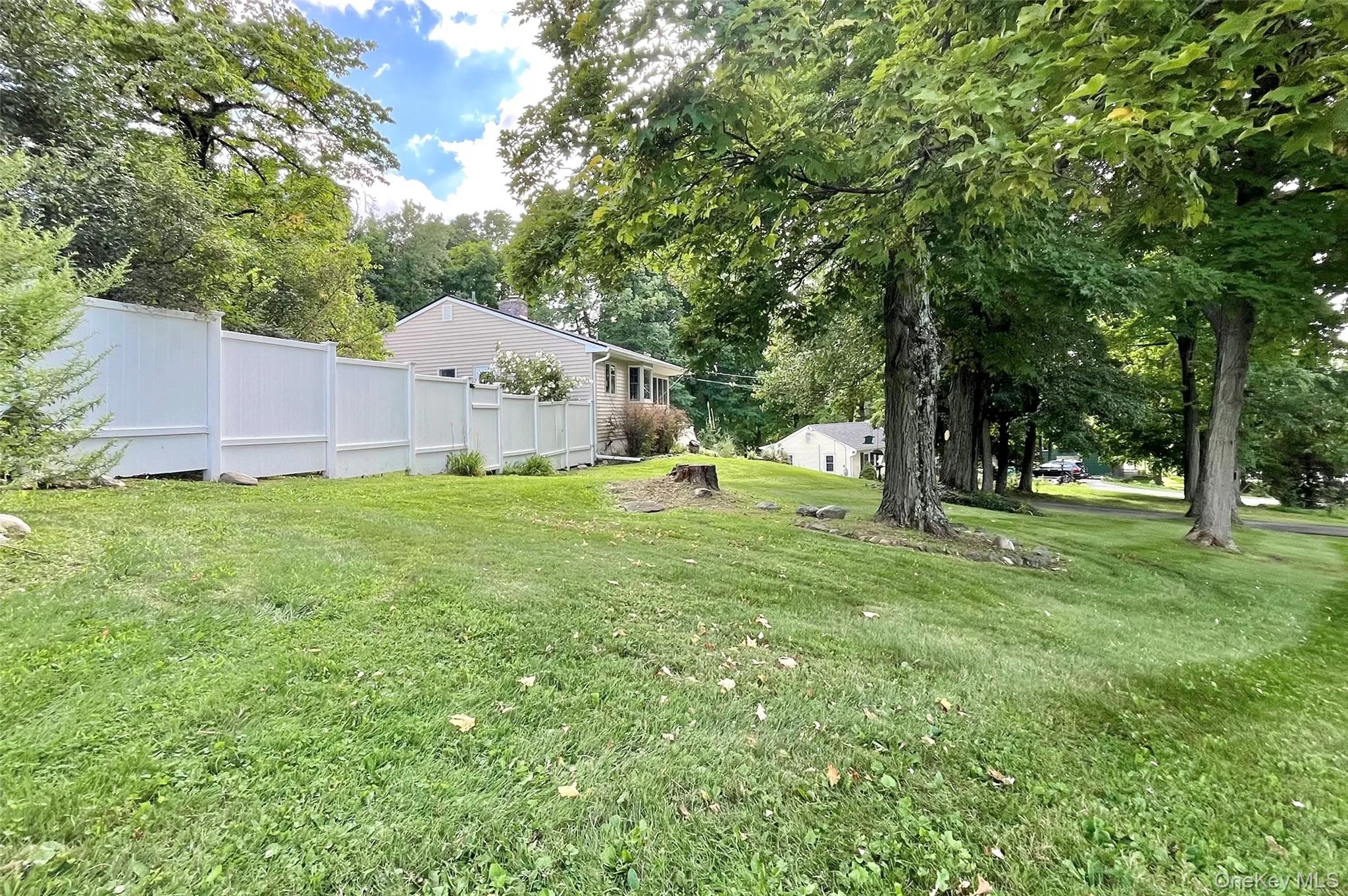 216 Spackenkill Road, Poughkeepsie, NY, 3 Bedrooms Bedrooms, 6 Rooms Rooms,2 BathroomsBathrooms,Residential,For Rent,Spackenkill,0,1042090 216 Spackenkill Road, Poughkeepsie, NY, 3 Bedrooms Bedrooms, 6 Rooms Rooms,2 BathroomsBathrooms,Residential,For Rent,Spackenkill,0,1042090
