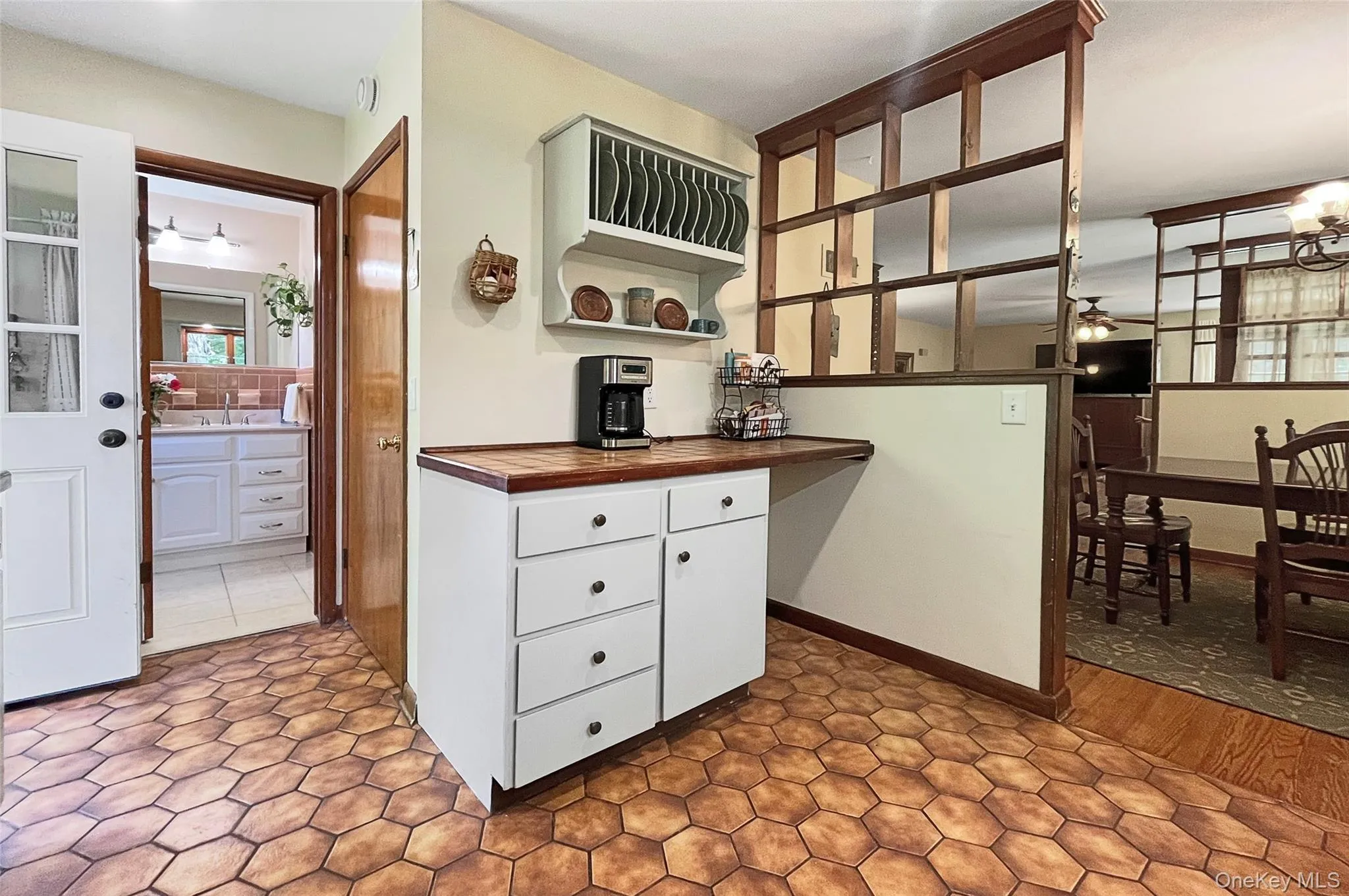 216 Spackenkill Road, Poughkeepsie, NY, 3 Bedrooms Bedrooms, 6 Rooms Rooms,2 BathroomsBathrooms,Residential,For Rent,Spackenkill,0,1042090 216 Spackenkill Road, Poughkeepsie, NY, 3 Bedrooms Bedrooms, 6 Rooms Rooms,2 BathroomsBathrooms,Residential,For Rent,Spackenkill,0,1042090