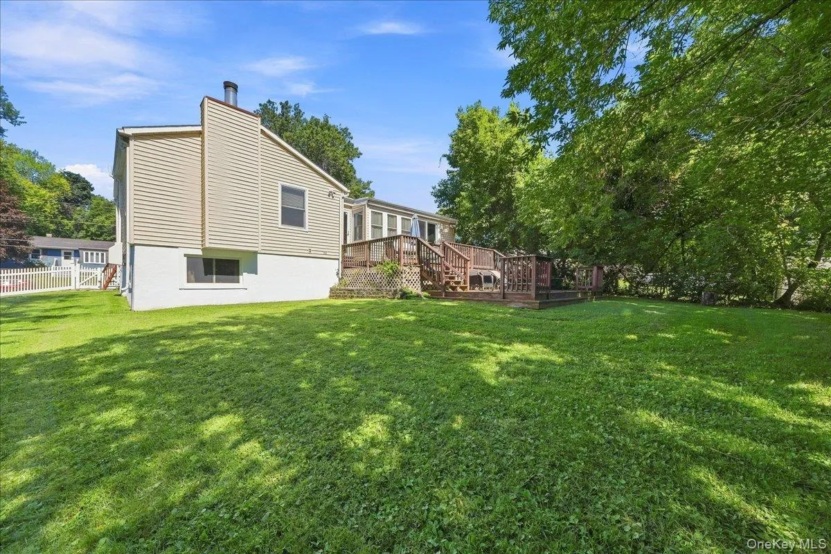 34 Fairfax Road, Fishkill, NY, 3 Bedrooms Bedrooms, 9 Rooms Rooms,2 BathroomsBathrooms,Residential,For Rent,Fairfax,0,1042092 34 Fairfax Road, Fishkill, NY, 3 Bedrooms Bedrooms, 9 Rooms Rooms,2 BathroomsBathrooms,Residential,For Rent,Fairfax,0,1042092