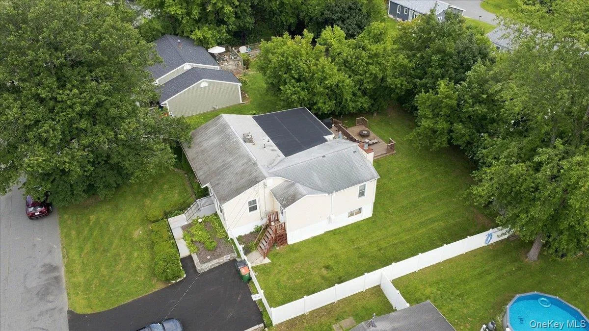 34 Fairfax Road, Fishkill, NY, 3 Bedrooms Bedrooms, 9 Rooms Rooms,2 BathroomsBathrooms,Residential,For Rent,Fairfax,0,1042092 34 Fairfax Road, Fishkill, NY, 3 Bedrooms Bedrooms, 9 Rooms Rooms,2 BathroomsBathrooms,Residential,For Rent,Fairfax,0,1042092