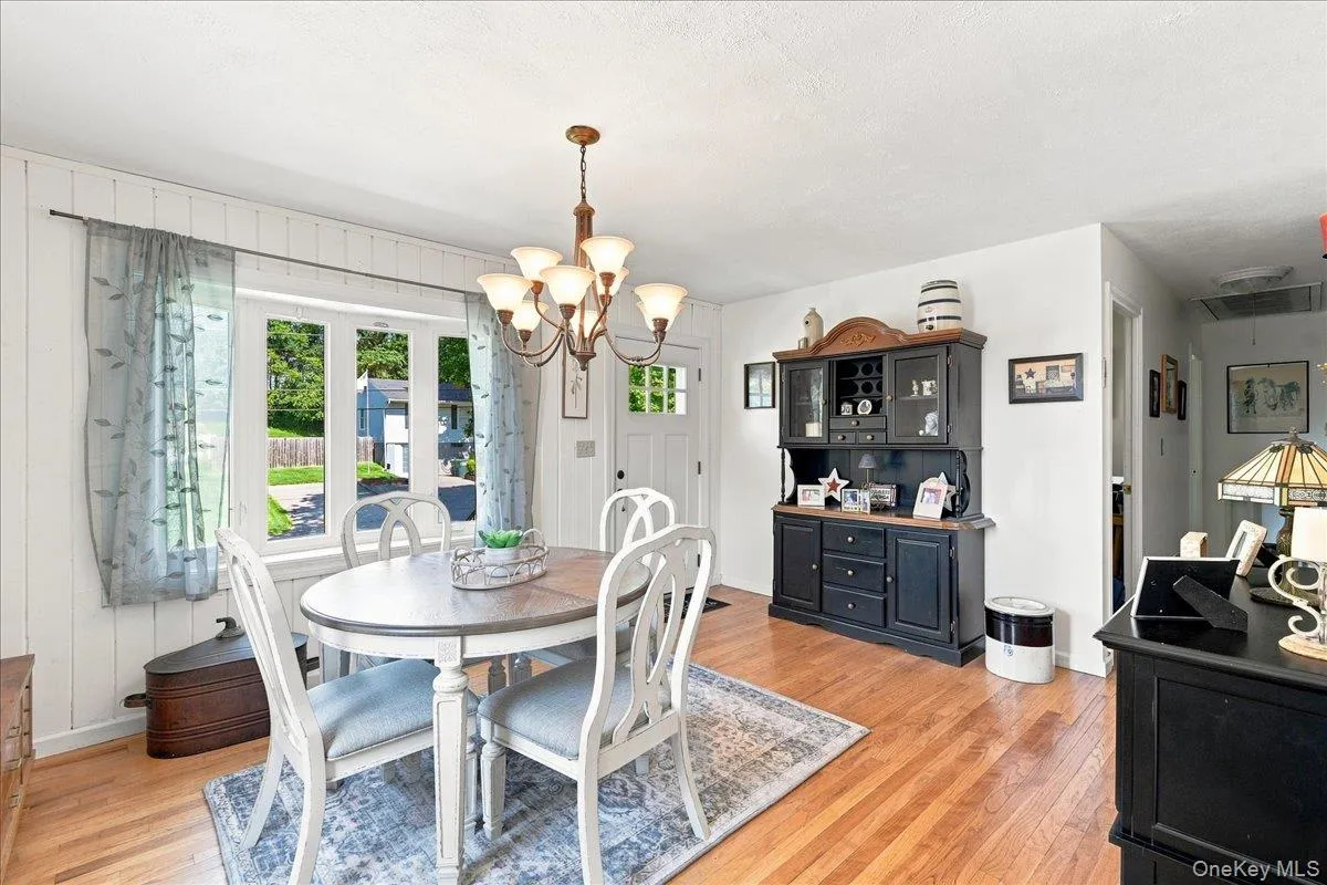 34 Fairfax Road, Fishkill, NY, 3 Bedrooms Bedrooms, 9 Rooms Rooms,2 BathroomsBathrooms,Residential,For Rent,Fairfax,0,1042092 34 Fairfax Road, Fishkill, NY, 3 Bedrooms Bedrooms, 9 Rooms Rooms,2 BathroomsBathrooms,Residential,For Rent,Fairfax,0,1042092