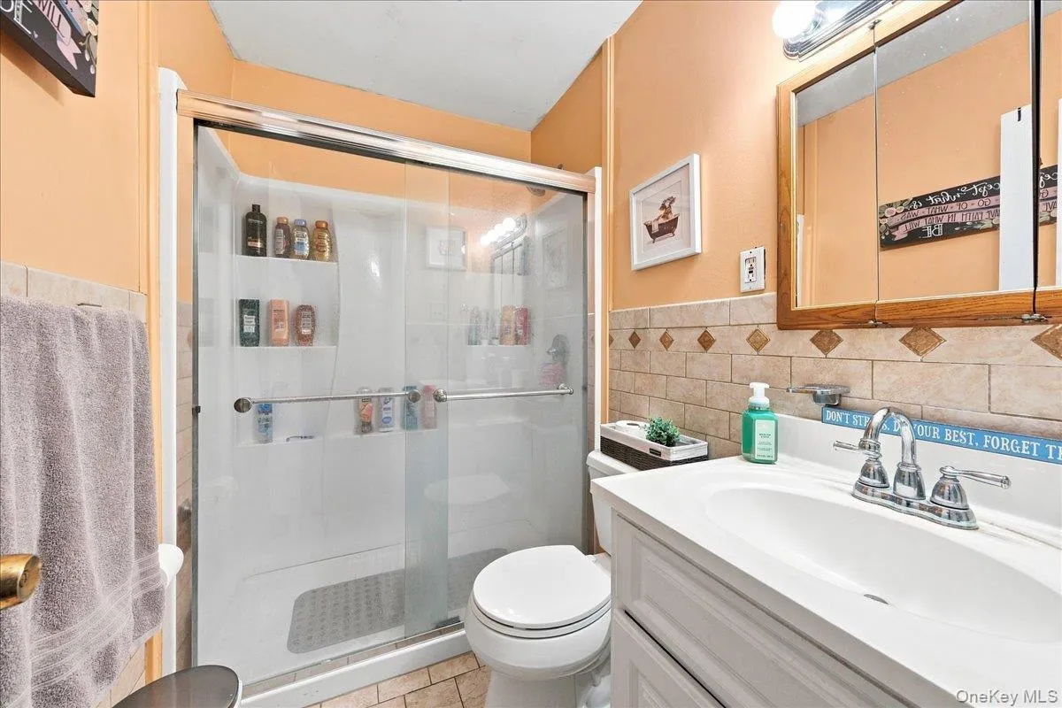 34 Fairfax Road, Fishkill, NY, 3 Bedrooms Bedrooms, 9 Rooms Rooms,2 BathroomsBathrooms,Residential,For Rent,Fairfax,0,1042092 34 Fairfax Road, Fishkill, NY, 3 Bedrooms Bedrooms, 9 Rooms Rooms,2 BathroomsBathrooms,Residential,For Rent,Fairfax,0,1042092