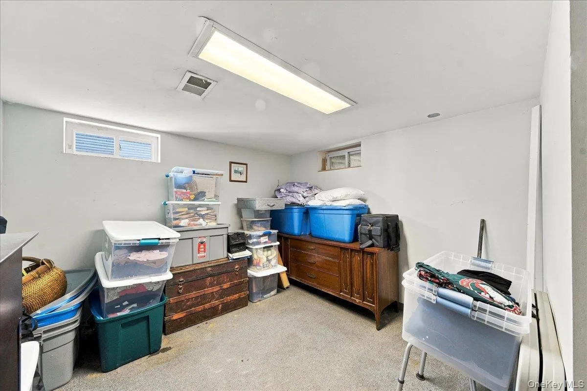 34 Fairfax Road, Fishkill, NY, 3 Bedrooms Bedrooms, 9 Rooms Rooms,2 BathroomsBathrooms,Residential,For Rent,Fairfax,0,1042092 34 Fairfax Road, Fishkill, NY, 3 Bedrooms Bedrooms, 9 Rooms Rooms,2 BathroomsBathrooms,Residential,For Rent,Fairfax,0,1042092