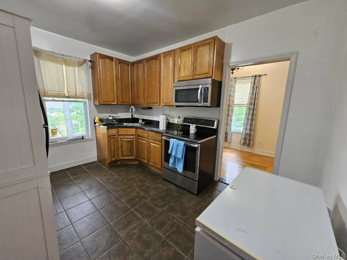 286 Main Street, Liberty, NY, 3 Bedrooms Bedrooms, 6 Rooms Rooms,1 BathroomBathrooms,Residential,For Rent,Main,0,1042094 286 Main Street, Liberty, NY, 3 Bedrooms Bedrooms, 6 Rooms Rooms,1 BathroomBathrooms,Residential,For Rent,Main,0,1042094