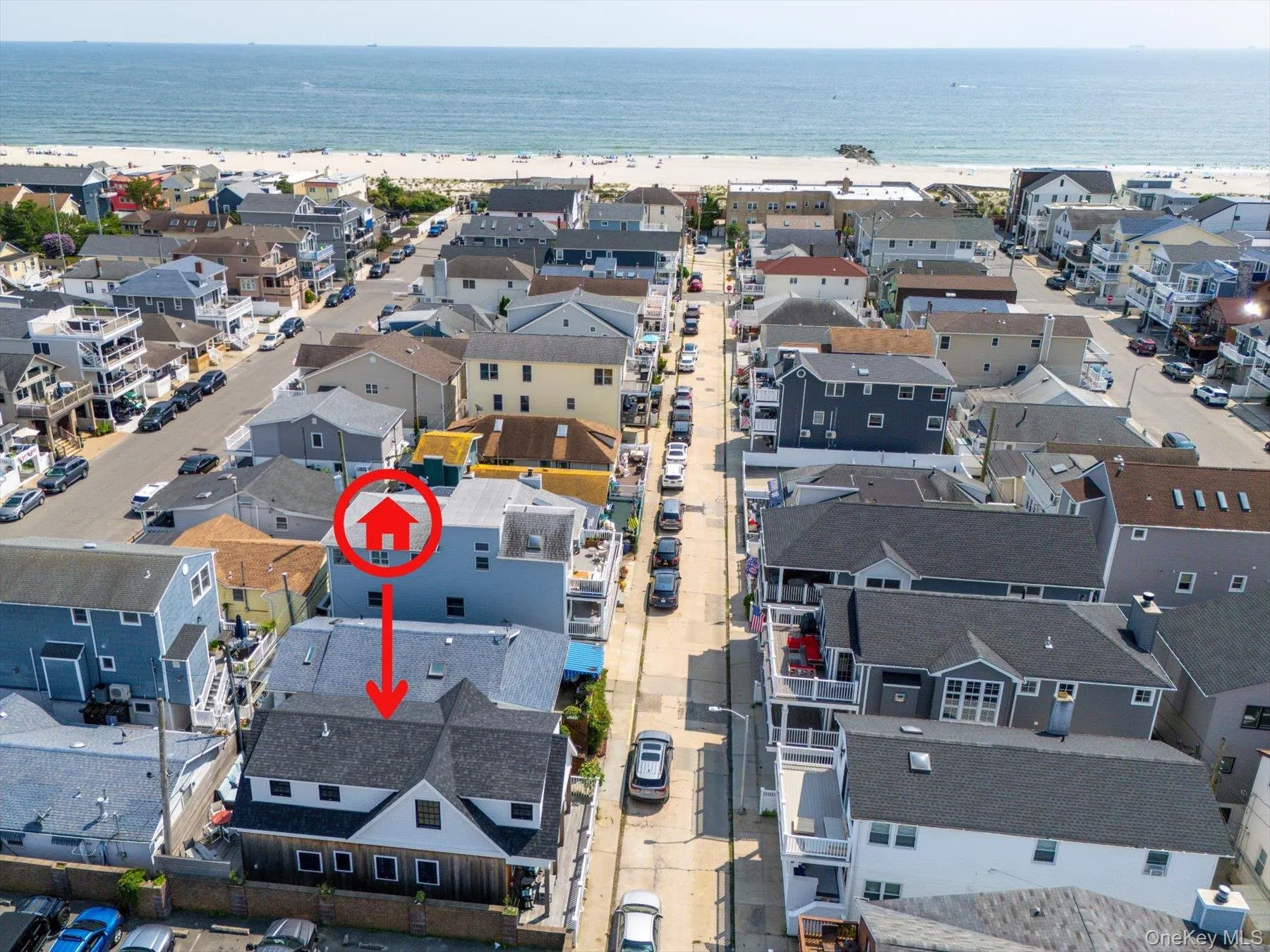 2 blocks from the beach! 2 blocks from the beach!