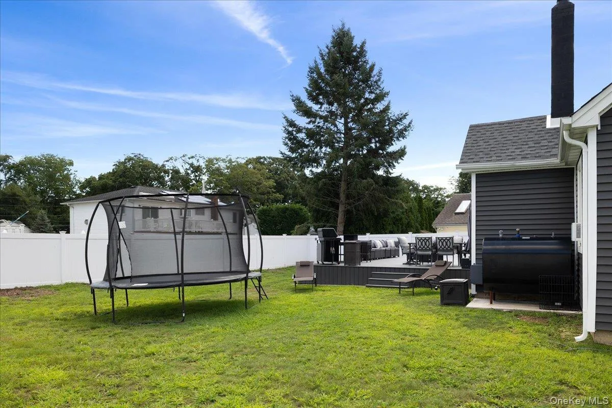 308 Mc Call Avenue, Islip, NY, 3 Bedrooms Bedrooms, 6 Rooms Rooms,2 BathroomsBathrooms,Residential,For Rent,Mc Call,0,1042100 308 Mc Call Avenue, Islip, NY, 3 Bedrooms Bedrooms, 6 Rooms Rooms,2 BathroomsBathrooms,Residential,For Rent,Mc Call,0,1042100