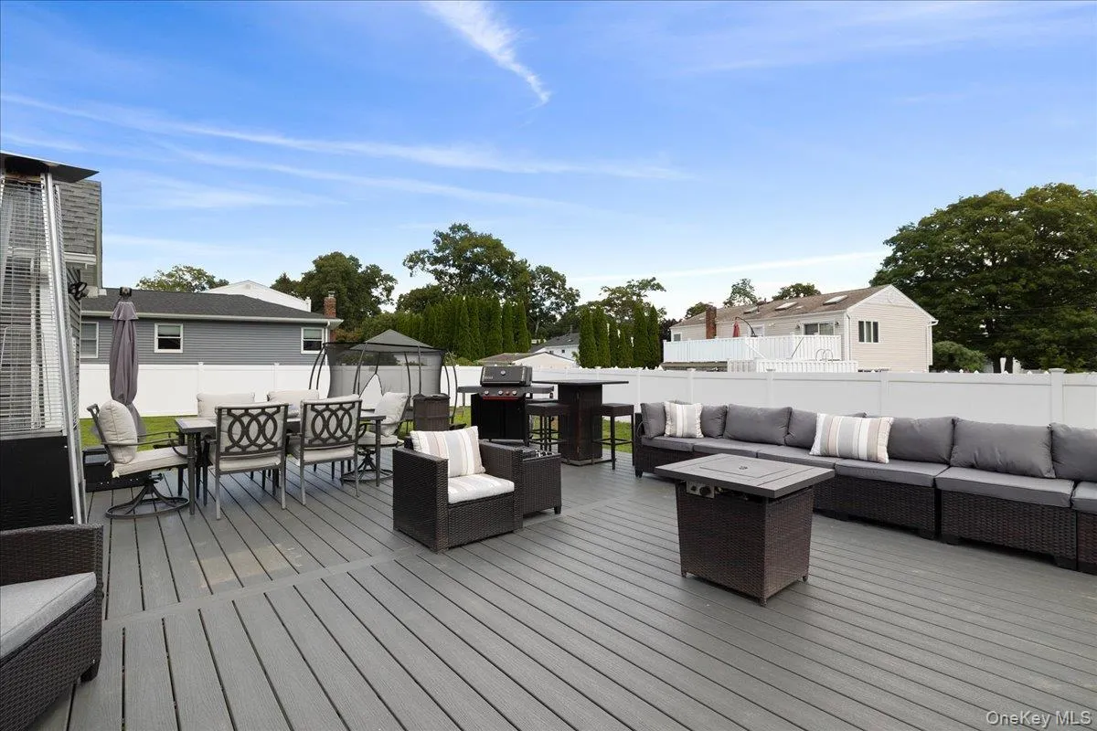 308 Mc Call Avenue, Islip, NY, 3 Bedrooms Bedrooms, 6 Rooms Rooms,2 BathroomsBathrooms,Residential,For Rent,Mc Call,0,1042100 308 Mc Call Avenue, Islip, NY, 3 Bedrooms Bedrooms, 6 Rooms Rooms,2 BathroomsBathrooms,Residential,For Rent,Mc Call,0,1042100