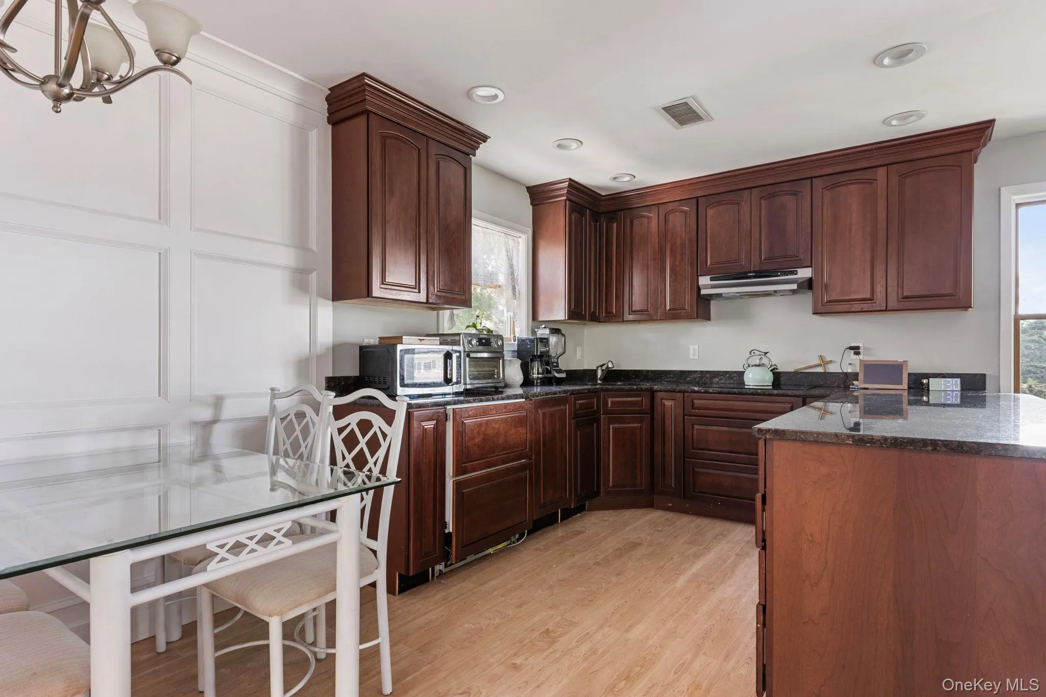 1107 Jefferson Avenue, Islip, NY, 4 Bedrooms Bedrooms, 14 Rooms Rooms,3 BathroomsBathrooms,Residential,For Rent,Jefferson,0,1042103 1107 Jefferson Avenue, Islip, NY, 4 Bedrooms Bedrooms, 14 Rooms Rooms,3 BathroomsBathrooms,Residential,For Rent,Jefferson,0,1042103