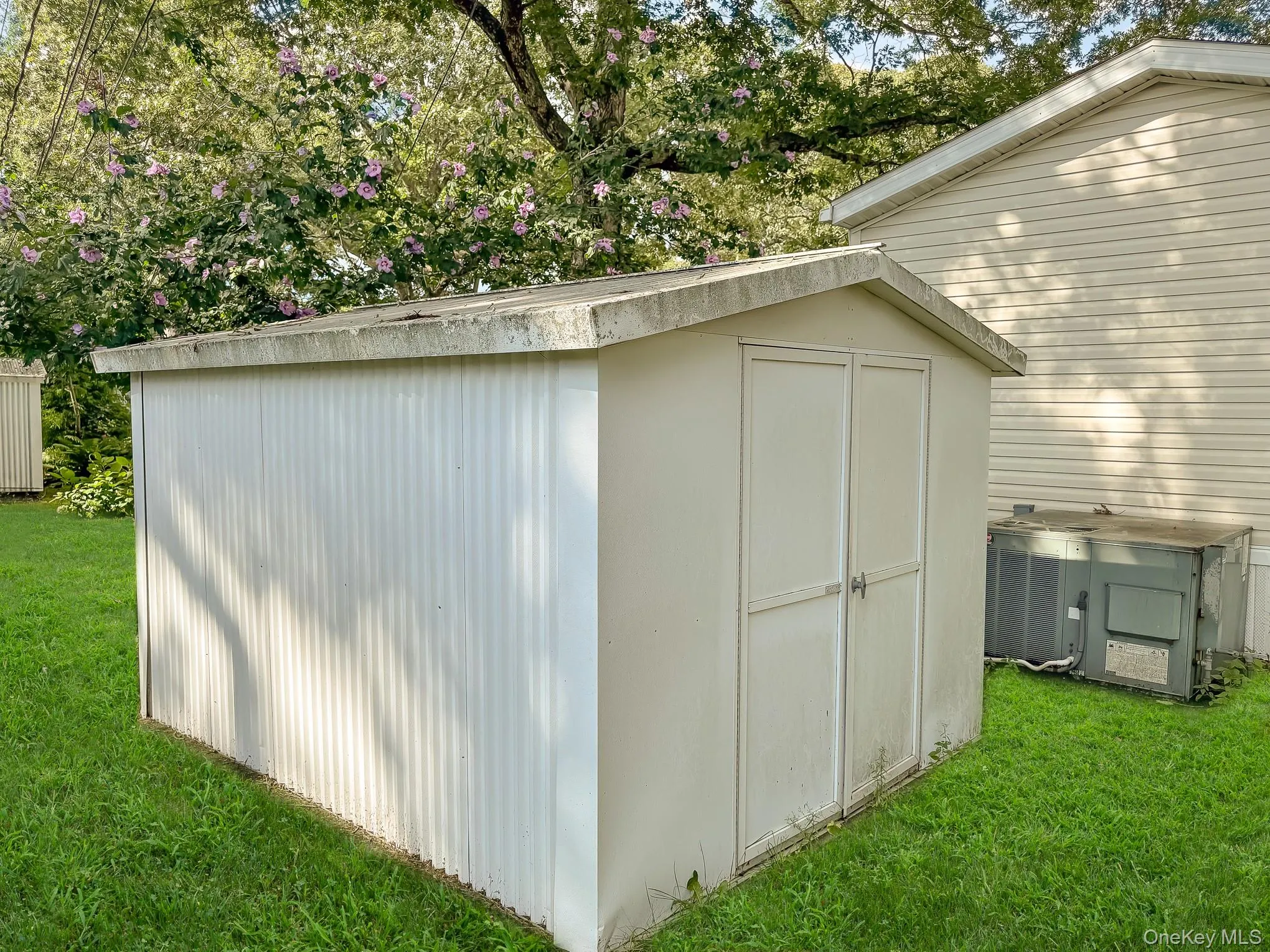 37 Hubbard, Riverhead, NY, 2 Bedrooms Bedrooms, 5 Rooms Rooms,1 BathroomBathrooms,Residential,For Rent,Hubbard,0,1042106 37 Hubbard, Riverhead, NY, 2 Bedrooms Bedrooms, 5 Rooms Rooms,1 BathroomBathrooms,Residential,For Rent,Hubbard,0,1042106