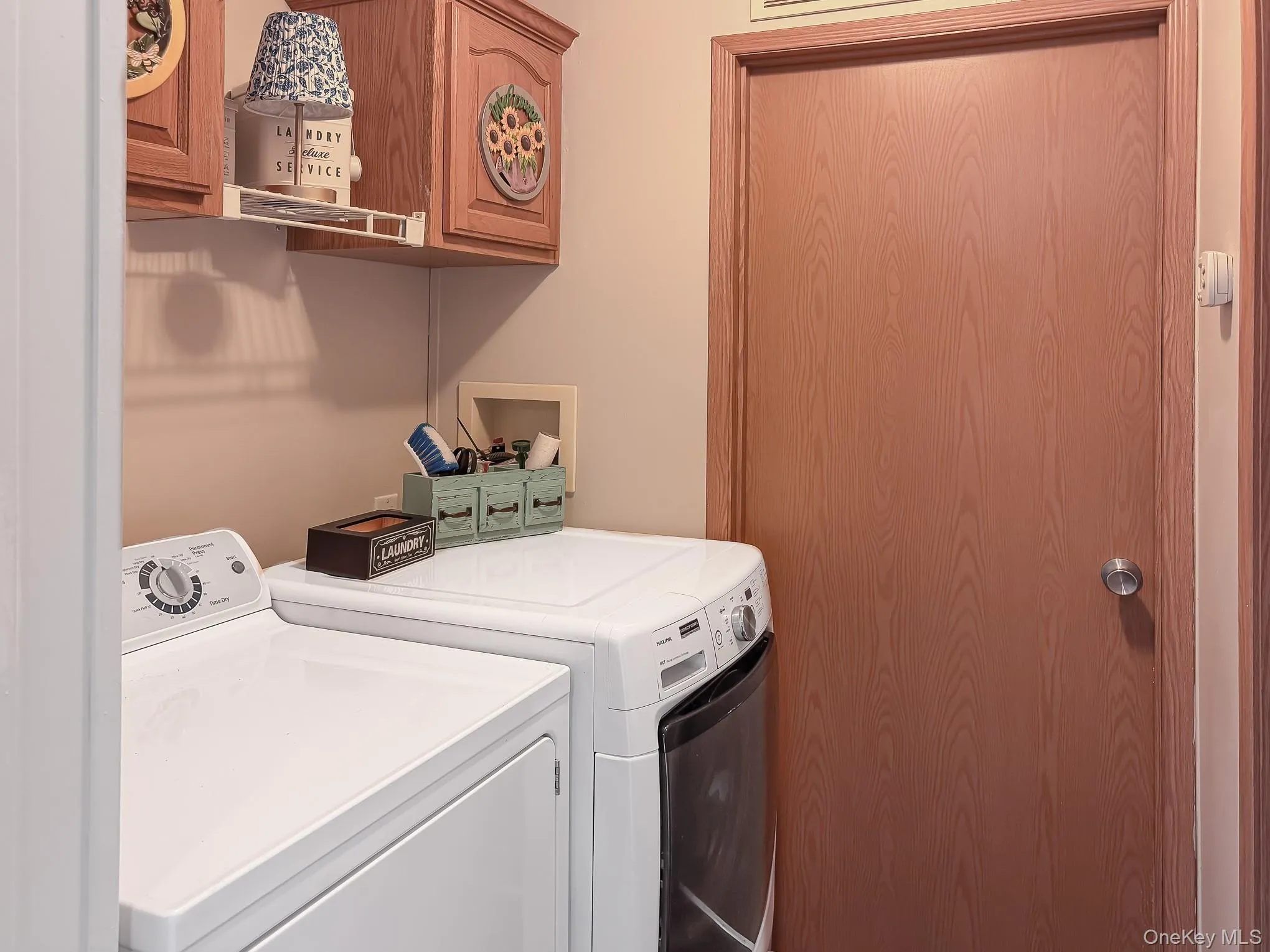 37 Hubbard, Riverhead, NY, 2 Bedrooms Bedrooms, 5 Rooms Rooms,1 BathroomBathrooms,Residential,For Rent,Hubbard,0,1042106 37 Hubbard, Riverhead, NY, 2 Bedrooms Bedrooms, 5 Rooms Rooms,1 BathroomBathrooms,Residential,For Rent,Hubbard,0,1042106