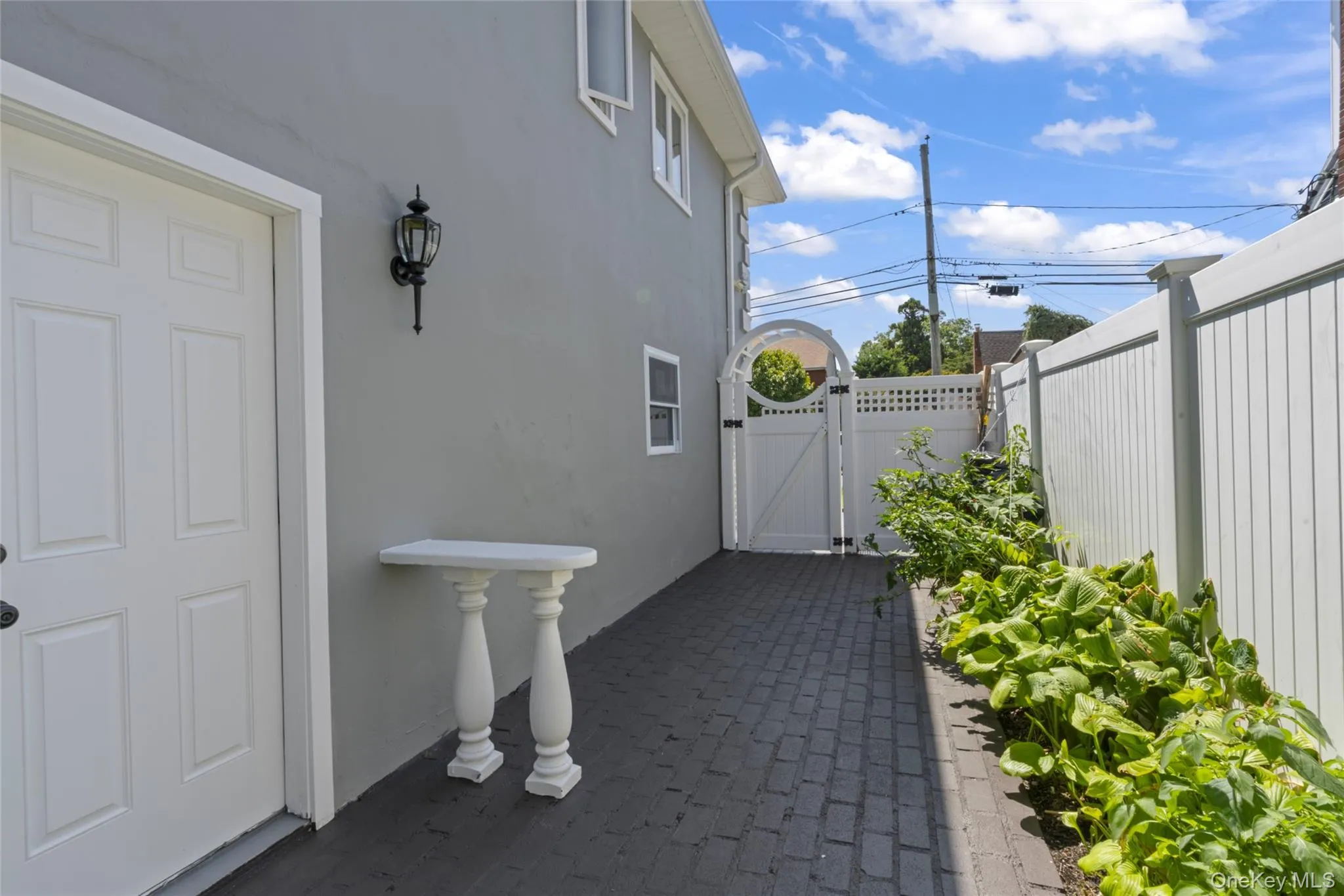 2599 Orr Street, Hempstead, NY, 4 Bedrooms Bedrooms, 9 Rooms Rooms,3 BathroomsBathrooms,Residential,For Rent,Orr,0,1042112 2599 Orr Street, Hempstead, NY, 4 Bedrooms Bedrooms, 9 Rooms Rooms,3 BathroomsBathrooms,Residential,For Rent,Orr,0,1042112