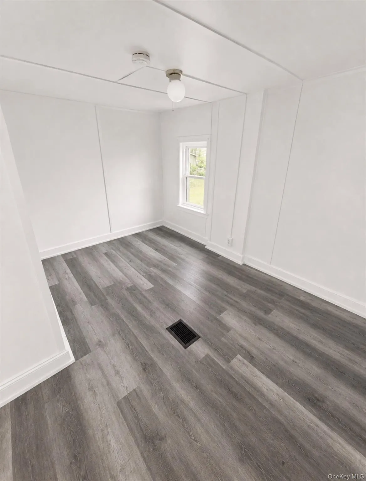 269 Powell Avenue, Newburgh (city), NY, 3 Bedrooms Bedrooms, 7 Rooms Rooms,1 BathroomBathrooms,Residential,For Rent,Powell,0,1042116 269 Powell Avenue, Newburgh (city), NY, 3 Bedrooms Bedrooms, 7 Rooms Rooms,1 BathroomBathrooms,Residential,For Rent,Powell,0,1042116