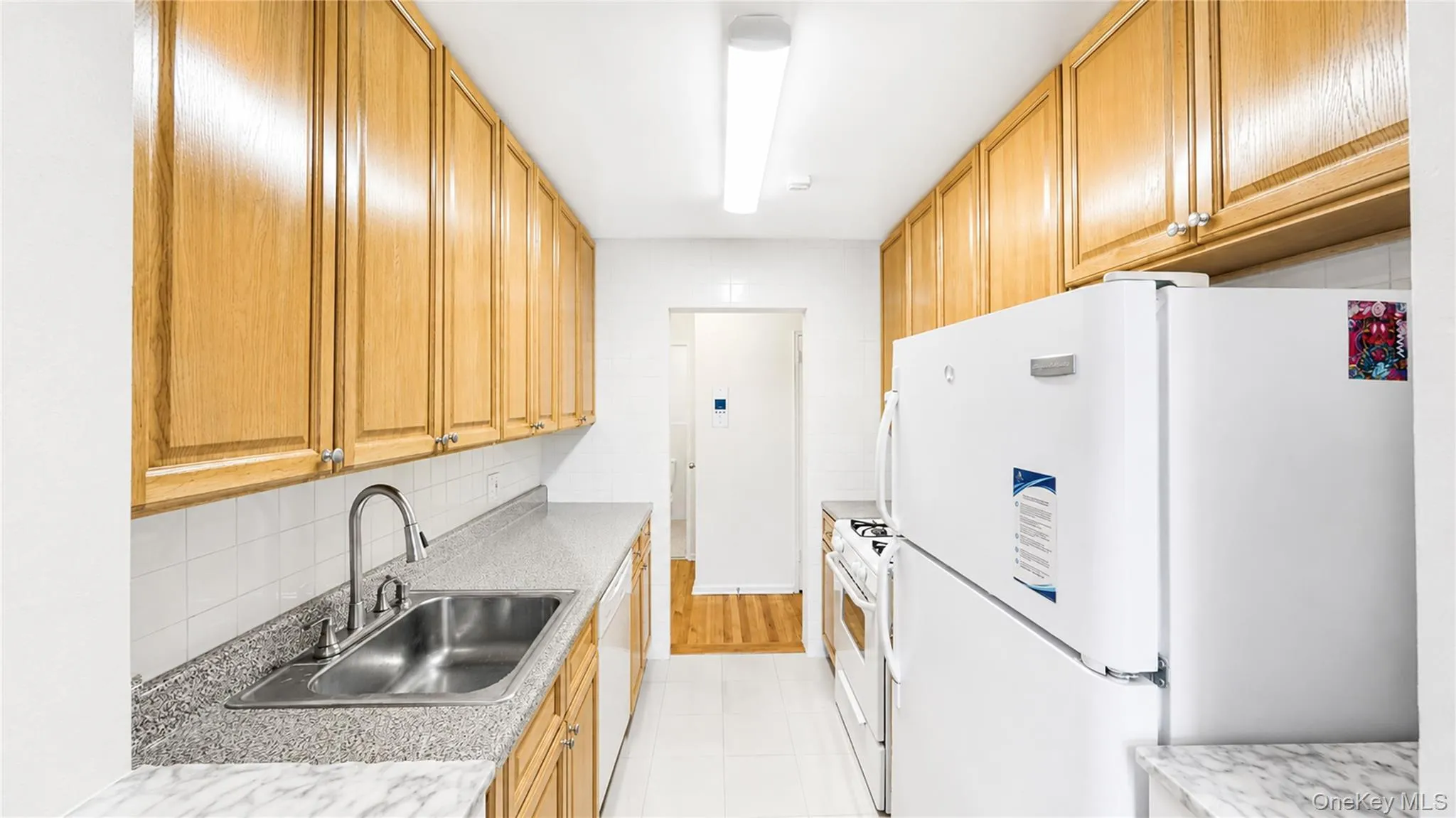 60-11 Broadway, New York, NY, 1 Bedroom Bedrooms, 3 Rooms Rooms,1 BathroomBathrooms,Residential,For Rent,Broadway,0,1042123 60-11 Broadway, New York, NY, 1 Bedroom Bedrooms, 3 Rooms Rooms,1 BathroomBathrooms,Residential,For Rent,Broadway,0,1042123