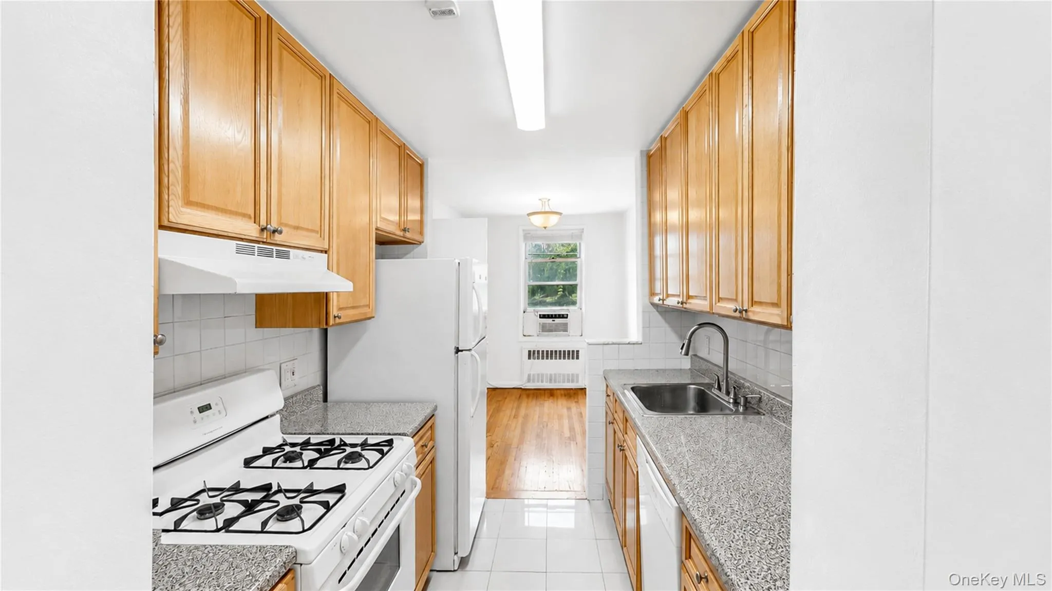 60-11 Broadway, New York, NY, 1 Bedroom Bedrooms, 3 Rooms Rooms,1 BathroomBathrooms,Residential,For Rent,Broadway,0,1042123 60-11 Broadway, New York, NY, 1 Bedroom Bedrooms, 3 Rooms Rooms,1 BathroomBathrooms,Residential,For Rent,Broadway,0,1042123