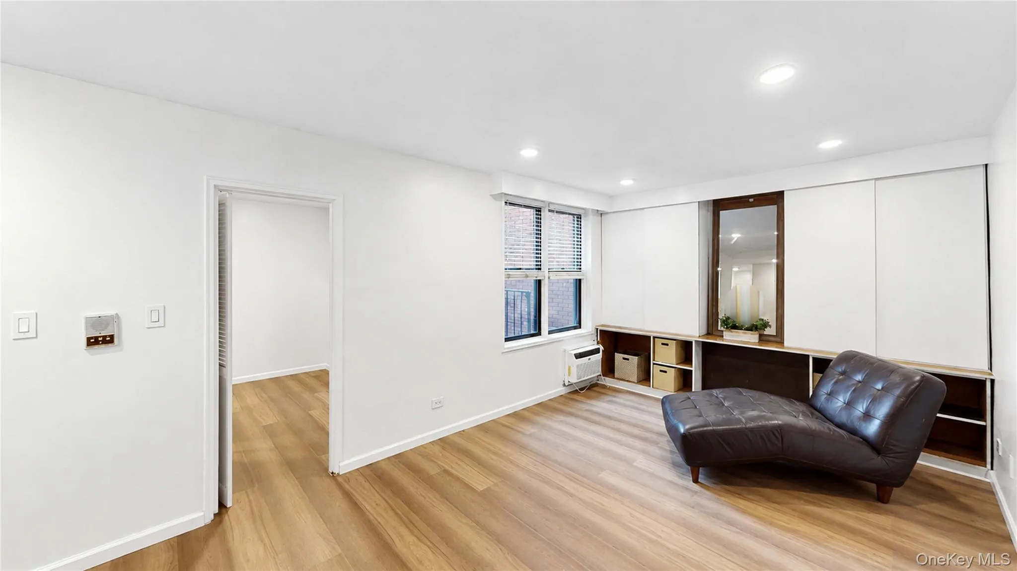 50-21 39th Place, New York, NY, 2 Rooms Rooms,1 BathroomBathrooms,Residential,For Rent,39th,0,1042124 50-21 39th Place, New York, NY, 2 Rooms Rooms,1 BathroomBathrooms,Residential,For Rent,39th,0,1042124
