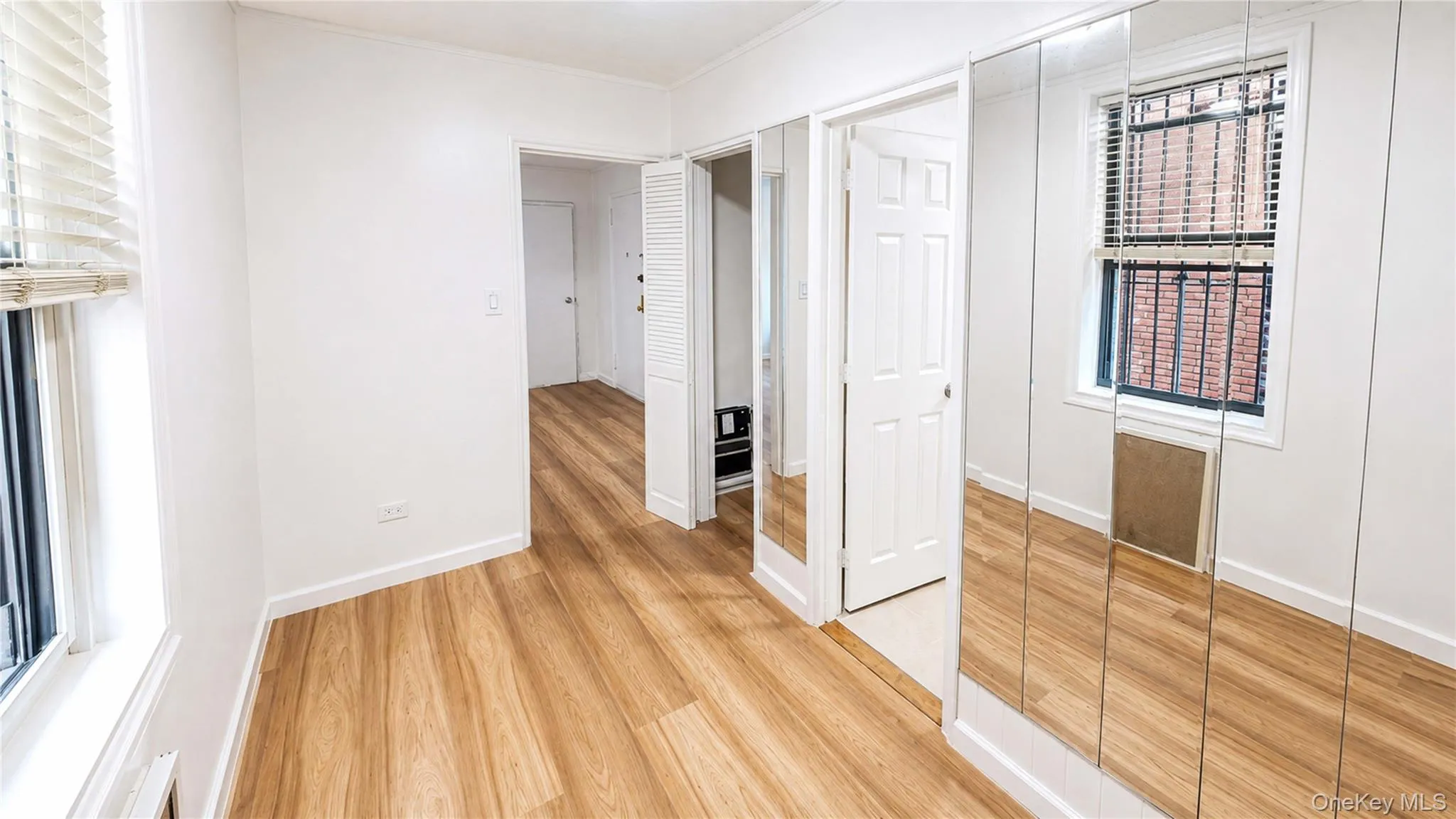 50-21 39th Place, New York, NY, 2 Rooms Rooms,1 BathroomBathrooms,Residential,For Rent,39th,0,1042124 50-21 39th Place, New York, NY, 2 Rooms Rooms,1 BathroomBathrooms,Residential,For Rent,39th,0,1042124