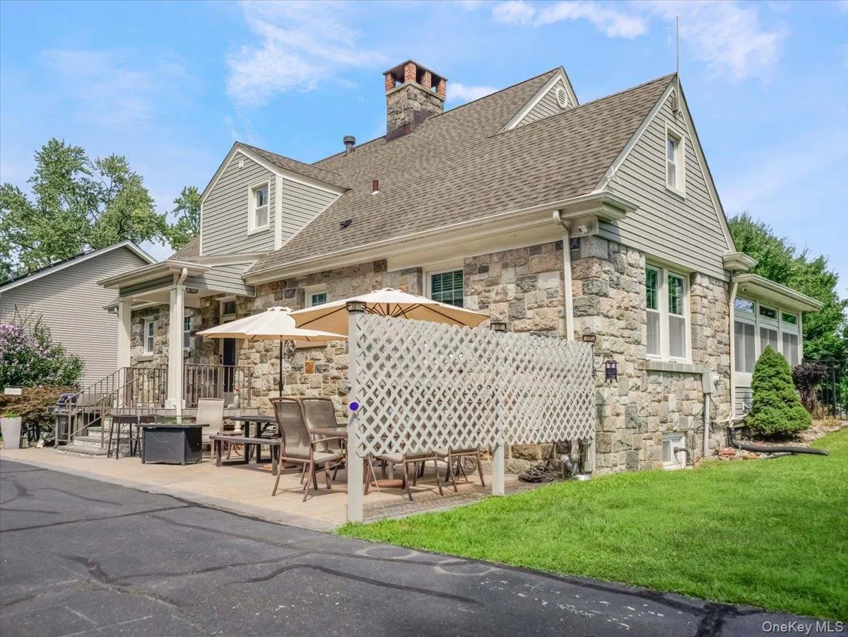 11 Viohl Way, Haverstraw, NY, 3 Bedrooms Bedrooms, 6 Rooms Rooms,2 BathroomsBathrooms,Residential,For Rent,Viohl,0,1042128 11 Viohl Way, Haverstraw, NY, 3 Bedrooms Bedrooms, 6 Rooms Rooms,2 BathroomsBathrooms,Residential,For Rent,Viohl,0,1042128