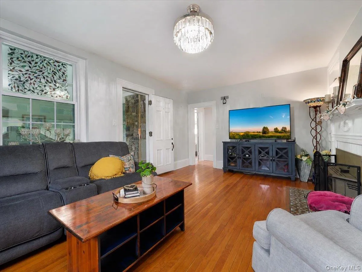 11 Viohl Way, Haverstraw, NY, 3 Bedrooms Bedrooms, 6 Rooms Rooms,2 BathroomsBathrooms,Residential,For Rent,Viohl,0,1042128 11 Viohl Way, Haverstraw, NY, 3 Bedrooms Bedrooms, 6 Rooms Rooms,2 BathroomsBathrooms,Residential,For Rent,Viohl,0,1042128