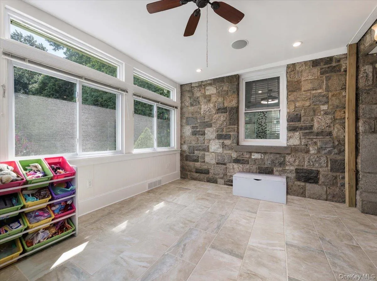 11 Viohl Way, Haverstraw, NY, 3 Bedrooms Bedrooms, 6 Rooms Rooms,2 BathroomsBathrooms,Residential,For Rent,Viohl,0,1042128 11 Viohl Way, Haverstraw, NY, 3 Bedrooms Bedrooms, 6 Rooms Rooms,2 BathroomsBathrooms,Residential,For Rent,Viohl,0,1042128